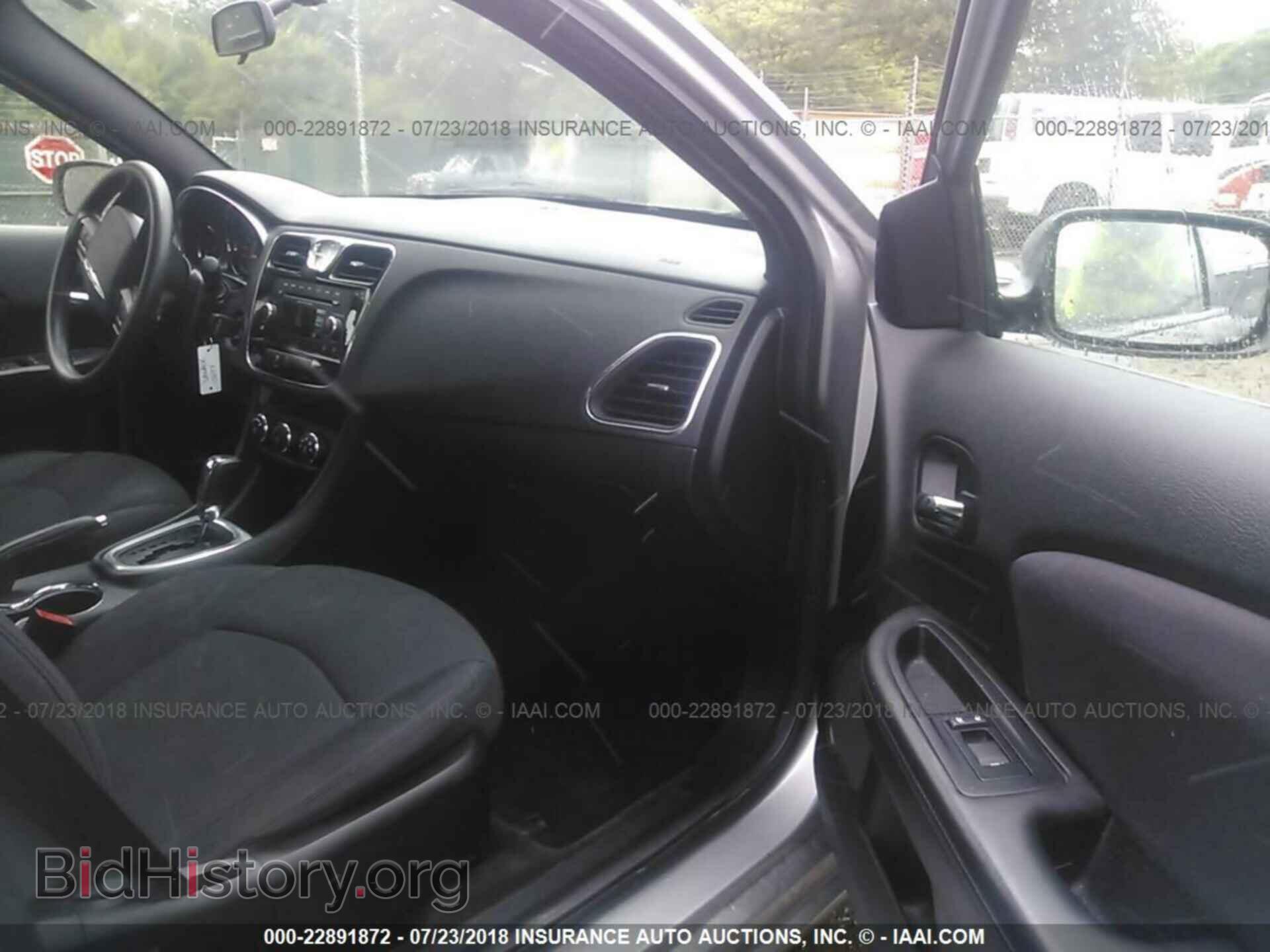2013 Chrysler 200 - VIN: 1C3CCBAB1DN671285 - Фото 5