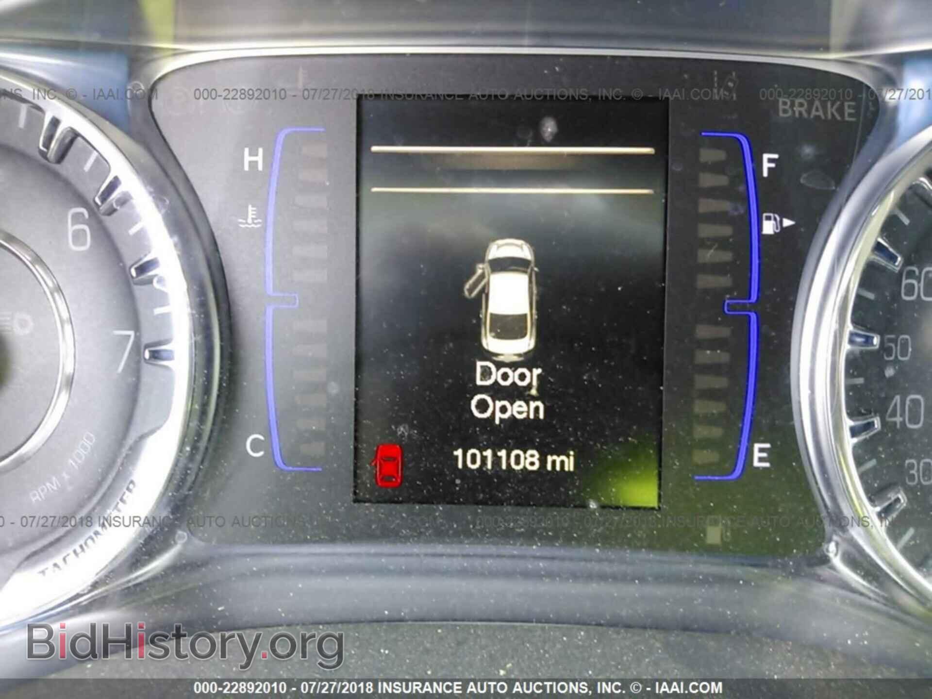 2016 Chrysler 200 - VIN: 1C3CCCAB5GN159474 - Фото 7