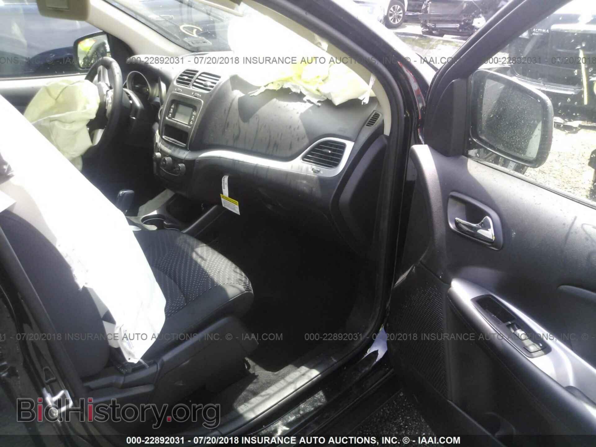 2018 DODGE JOURNEY - VIN: 3C4PDCAB5JT310055 - Фото 5