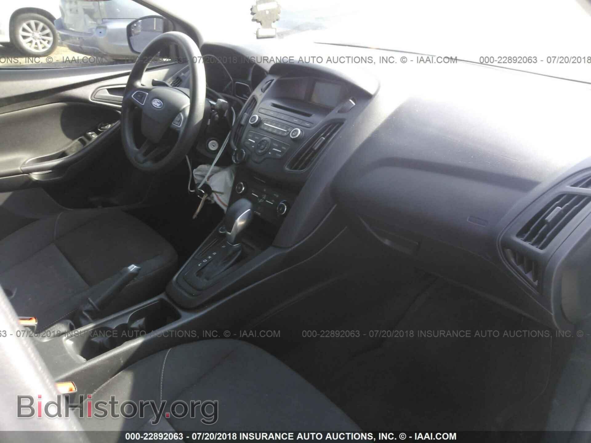 2015 Ford Focus - VIN: 1FADP3E27FL313391 - Photo 5
