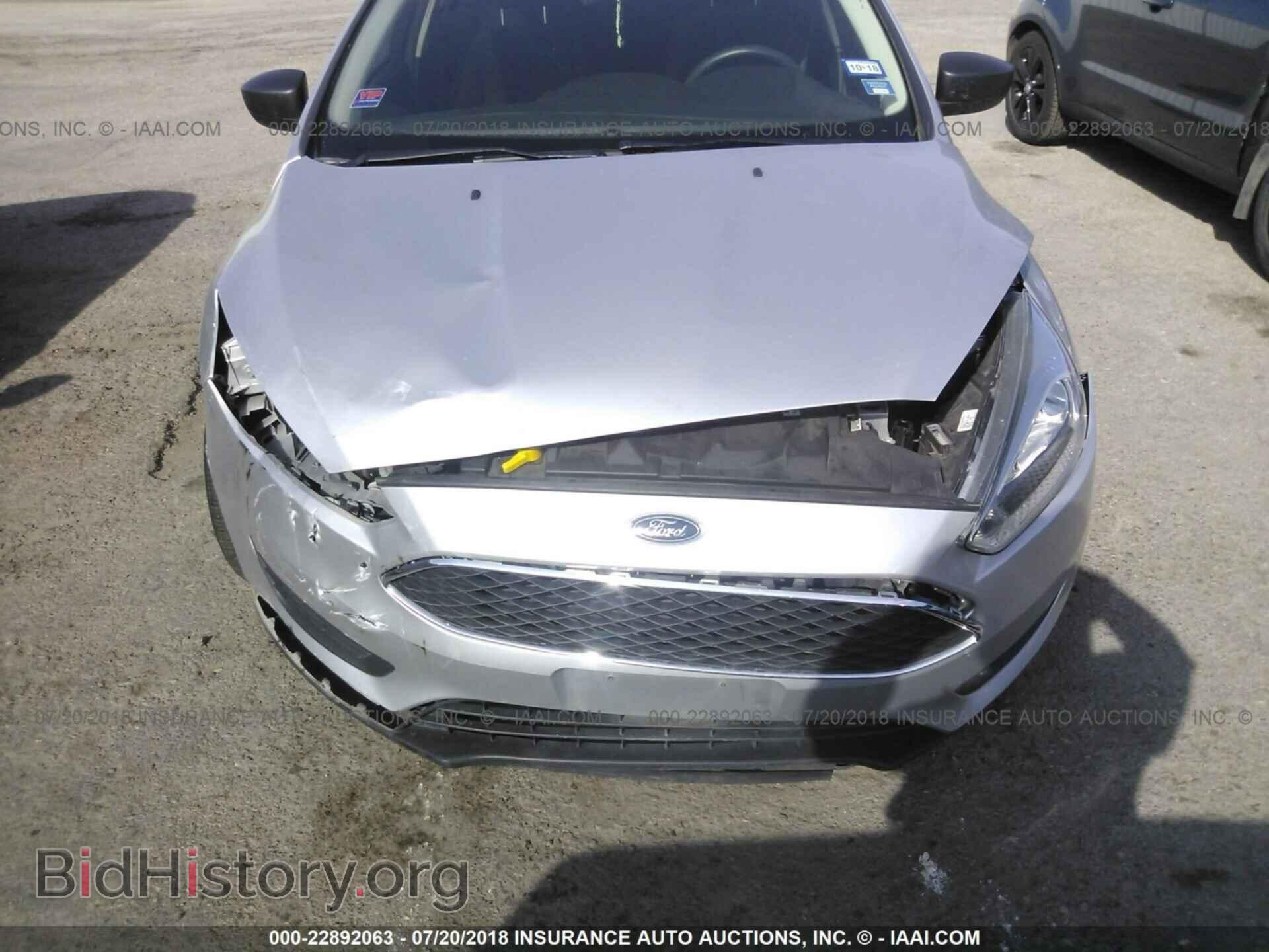2015 Ford Focus - VIN: 1FADP3E27FL313391 - Photo 10