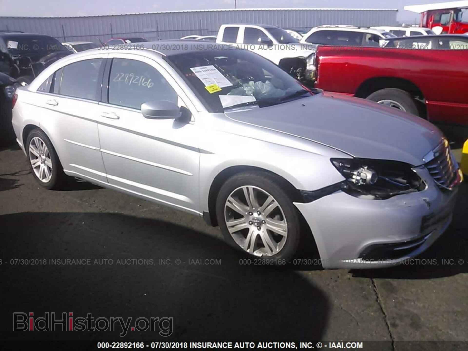 Фотография 1C3CCBAB5CN317347 - Chrysler 200 2012