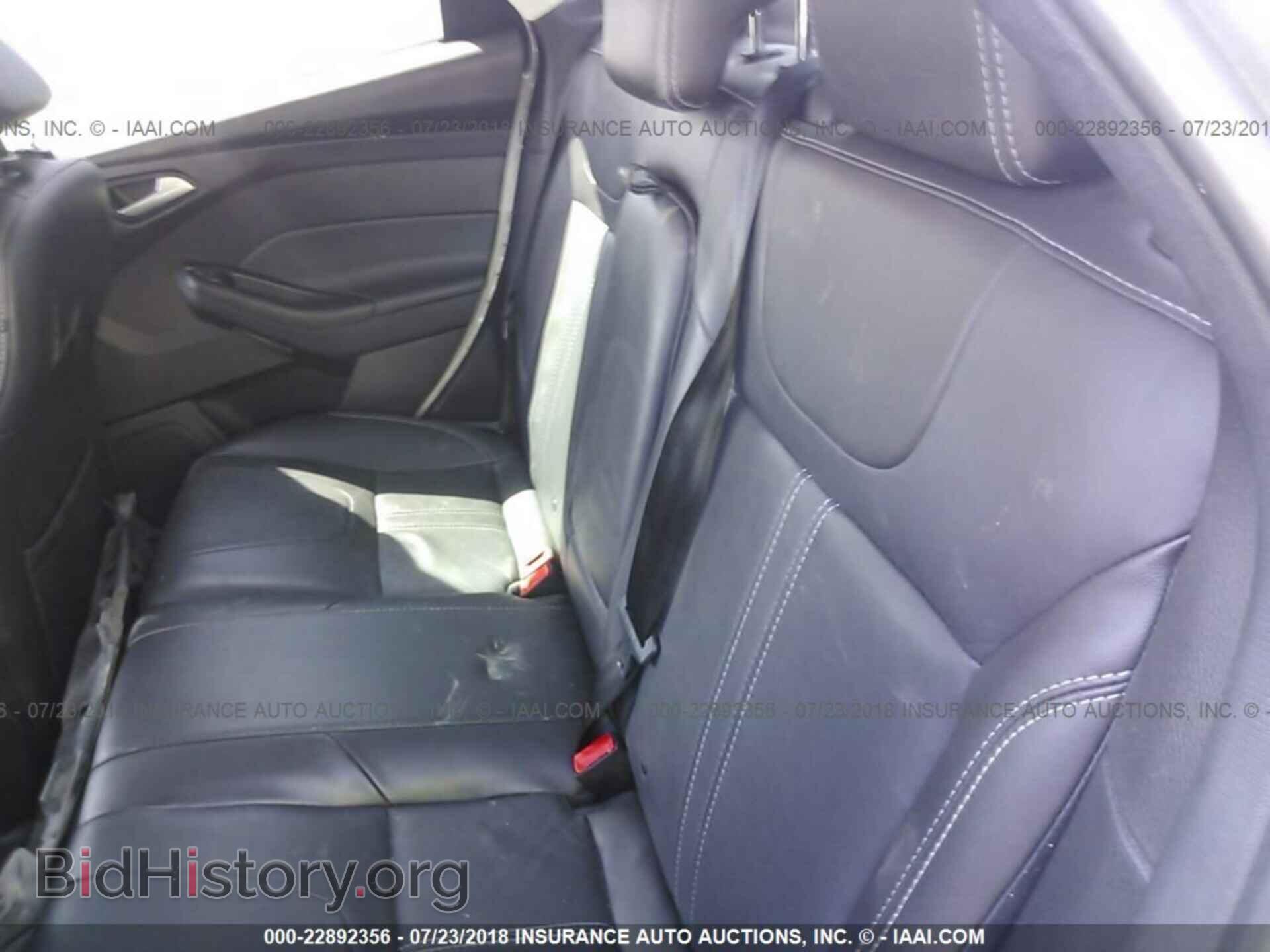 2013 Ford Focus - VIN: 1FADP3F23DL383868 - Photo 8