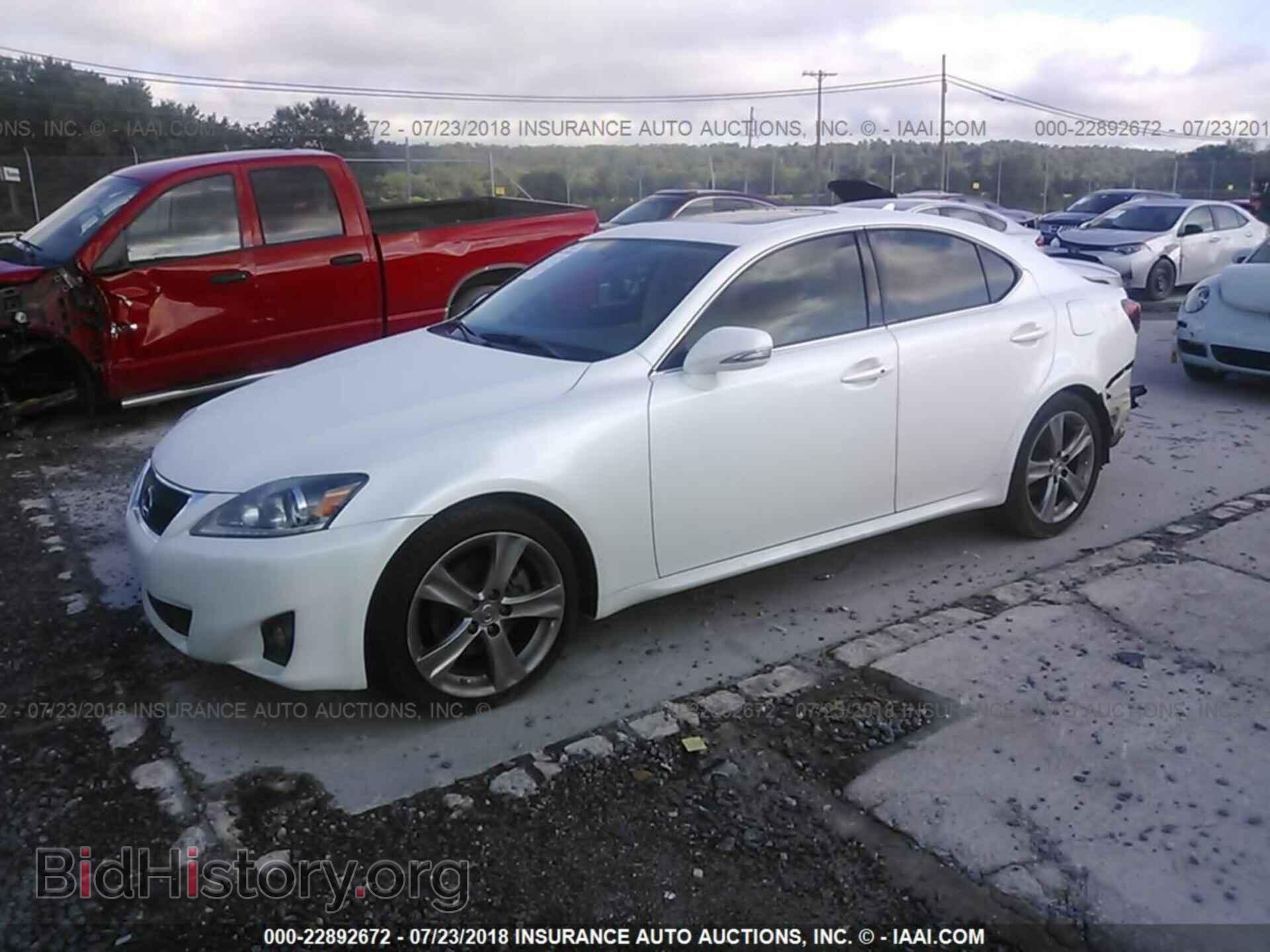 2012 Lexus Is - VIN: JTHBF5C21C5175039 - Photo 2