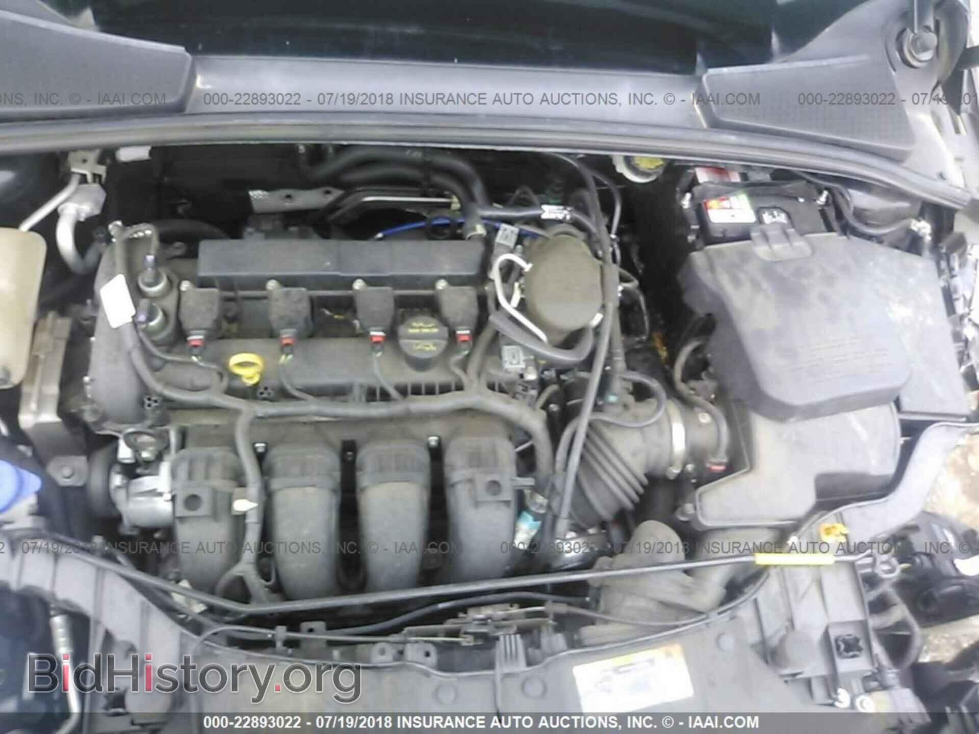 2014 Ford Focus - VIN: 1FADP3E22EL126400 - Photo 10