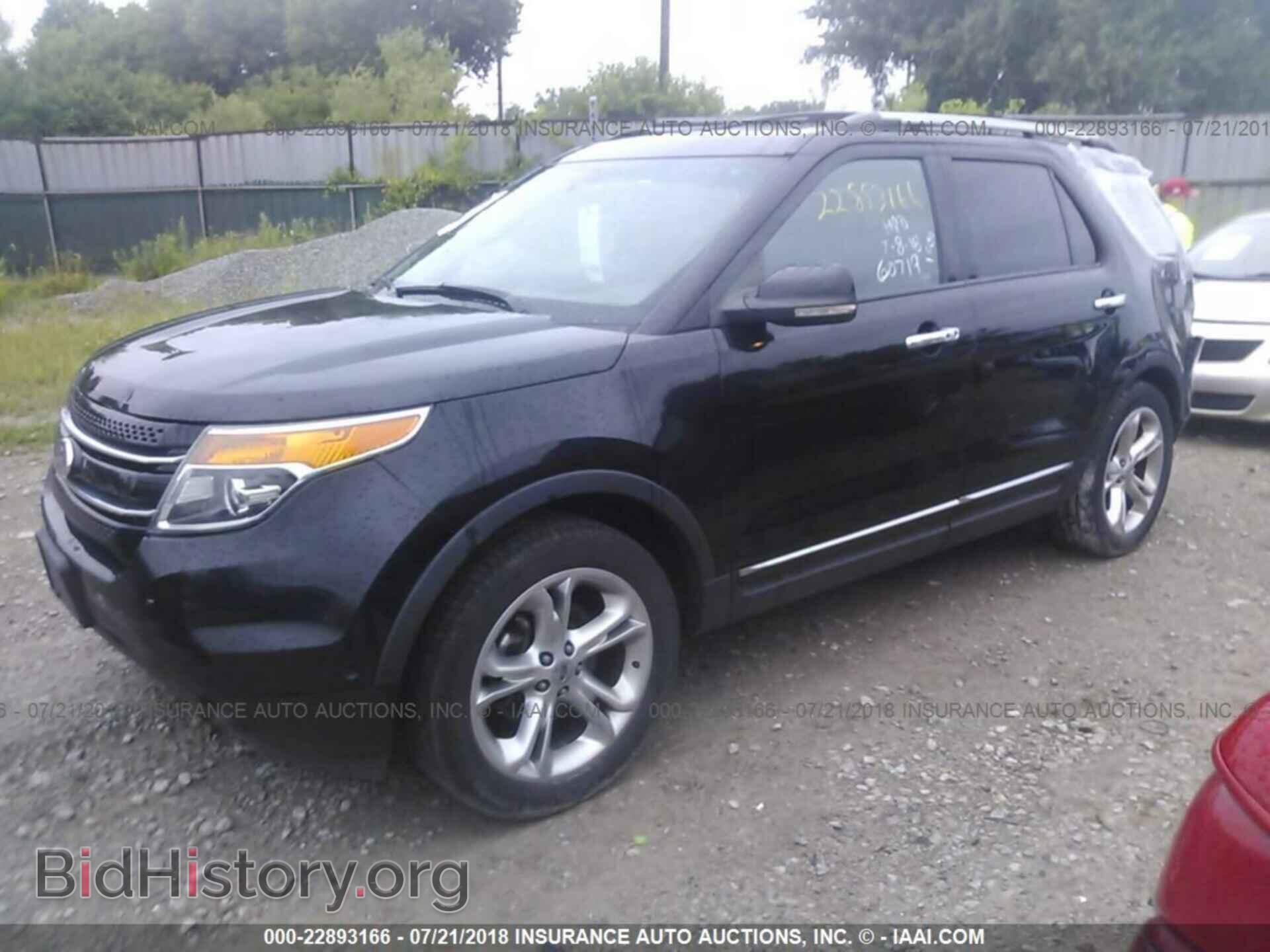 2011 Ford Explorer - VIN: 1FMHK8F80BGA91950 - Фото 2