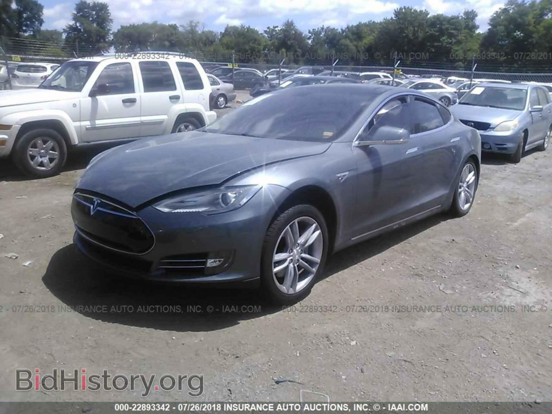 2013 TESLA MODEL S - VIN: 5YJSA1CN1DFP28176 - Фото 2
