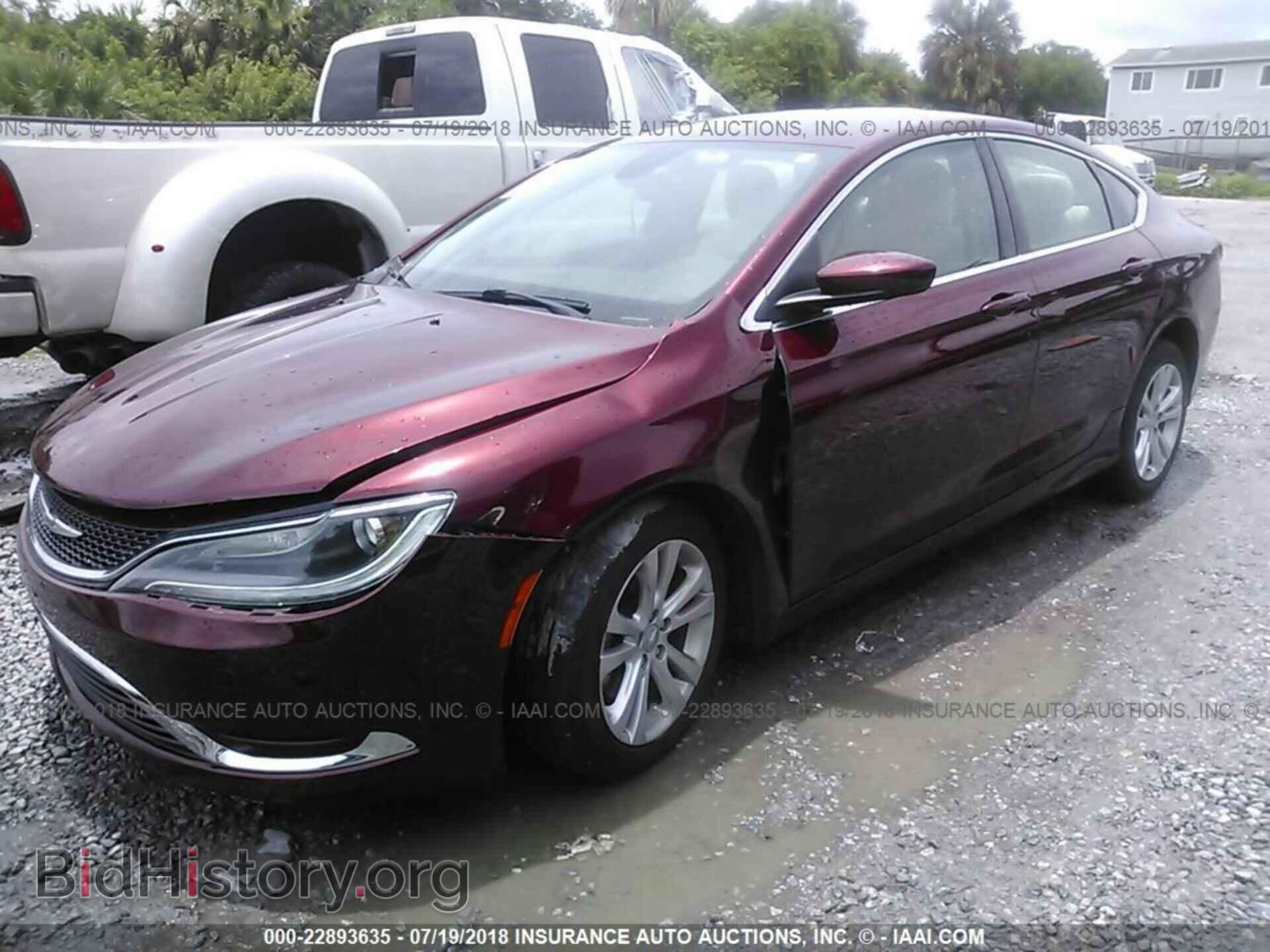 2015 Chrysler 200 - VIN: 1C3CCCAB2FN743376 - Photo 2