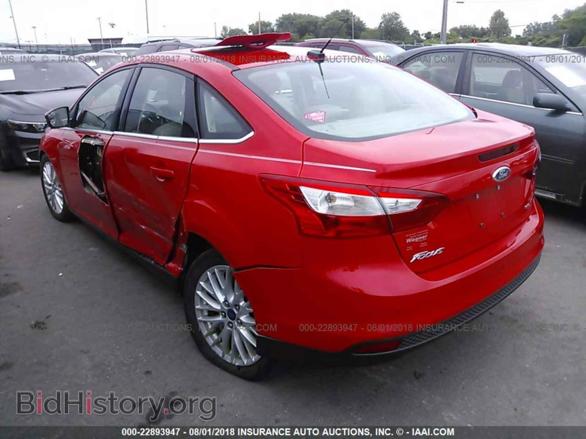 2012 Ford Focus - VIN: 1FAHP3H20CL210225 - Photo 3