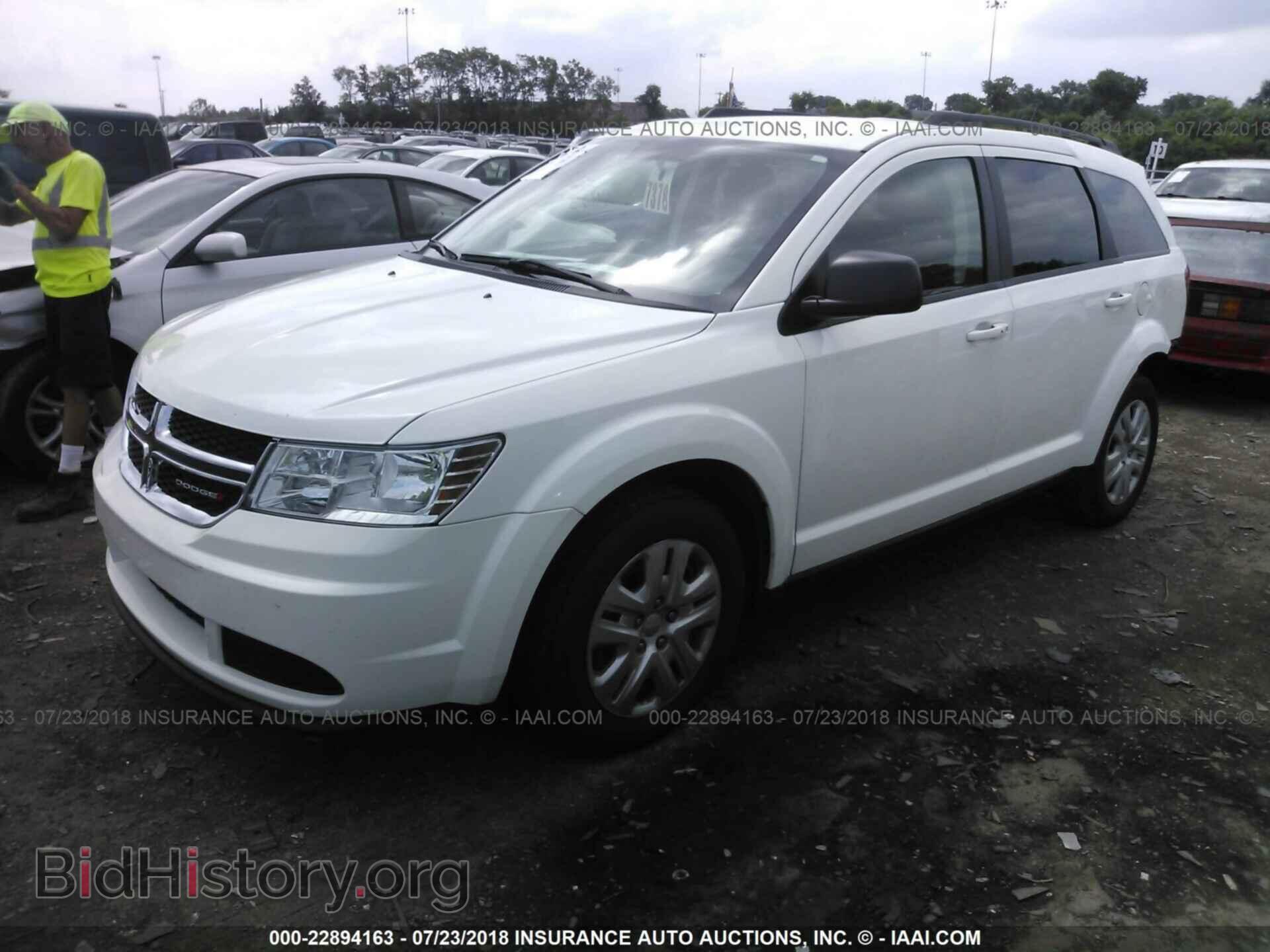 2017 Dodge Journey - VIN: 3C4PDCAB2HT633392 - Фото 2