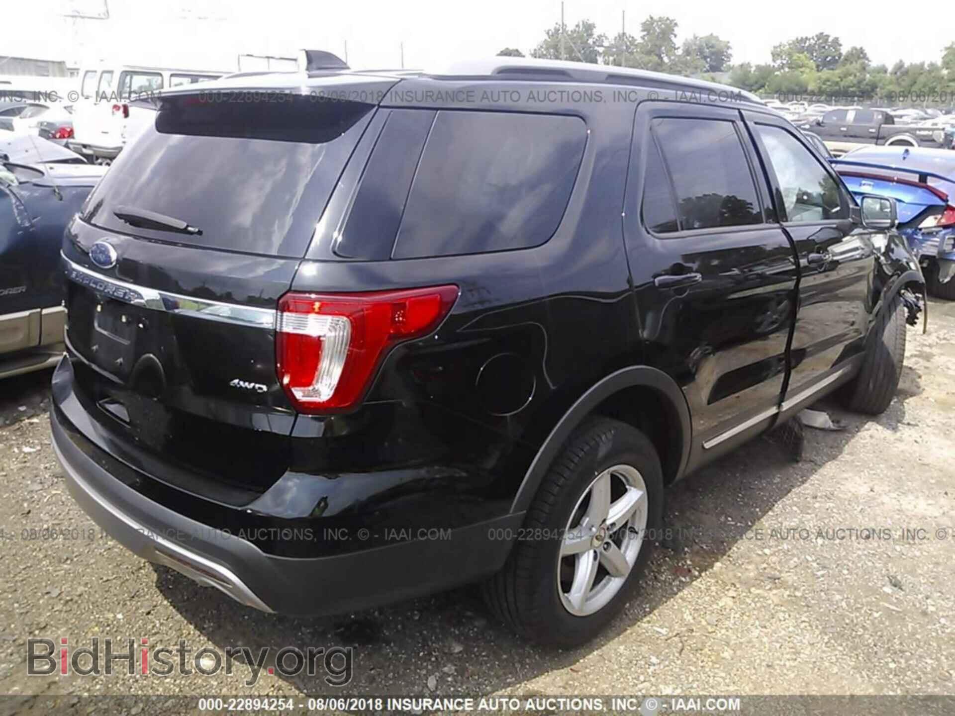 2016 Ford Explorer - VIN: 1FM5K8D82GGC91242 - Photo 4