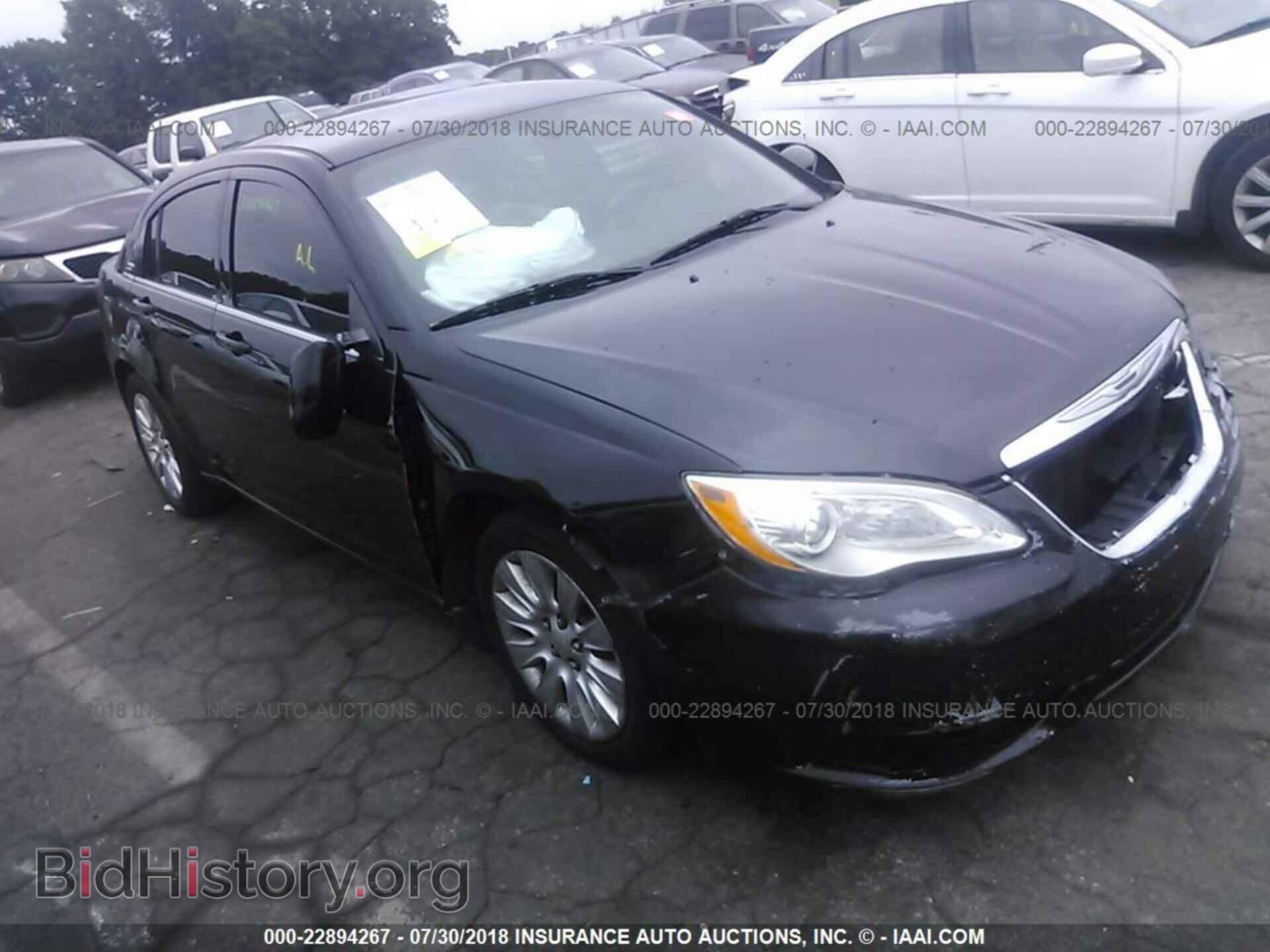 Photo 1C3CCBAB5EN142178 - Chrysler 200 2014