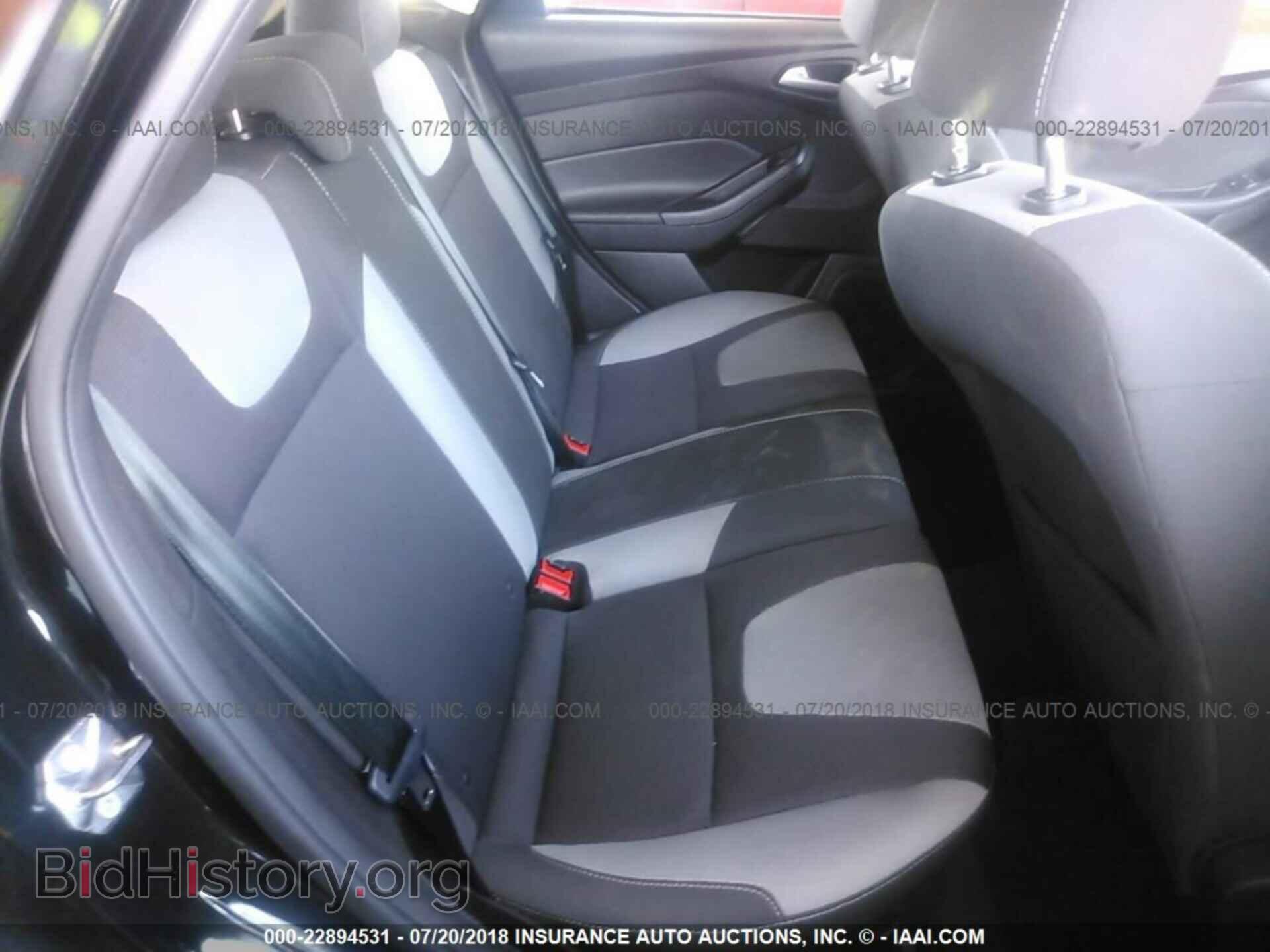 2014 Ford Focus - VIN: 1FADP3K20EL463586 - Photo 8