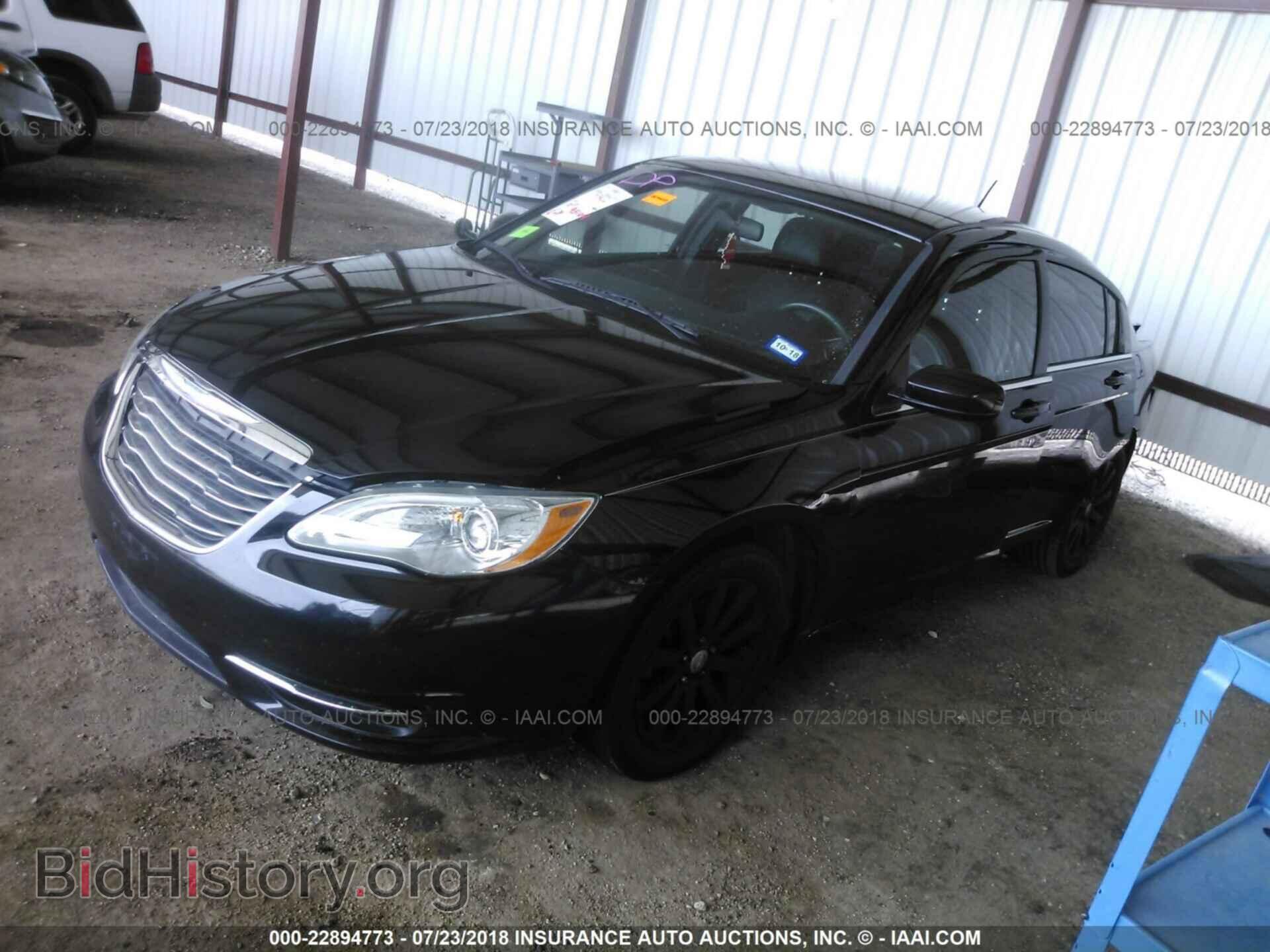 2012 Chrysler 200 - VIN: 1C3CCBBB9CN267230 - Фото 2