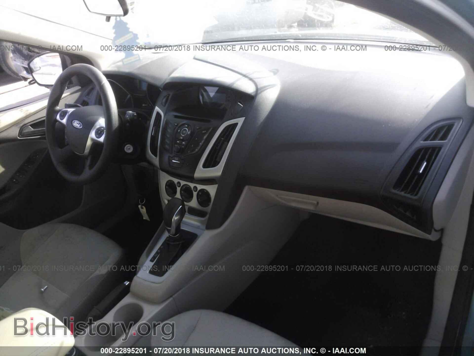 2012 Ford Focus - VIN: 1FAHP3K27CL417204 - Фото 5
