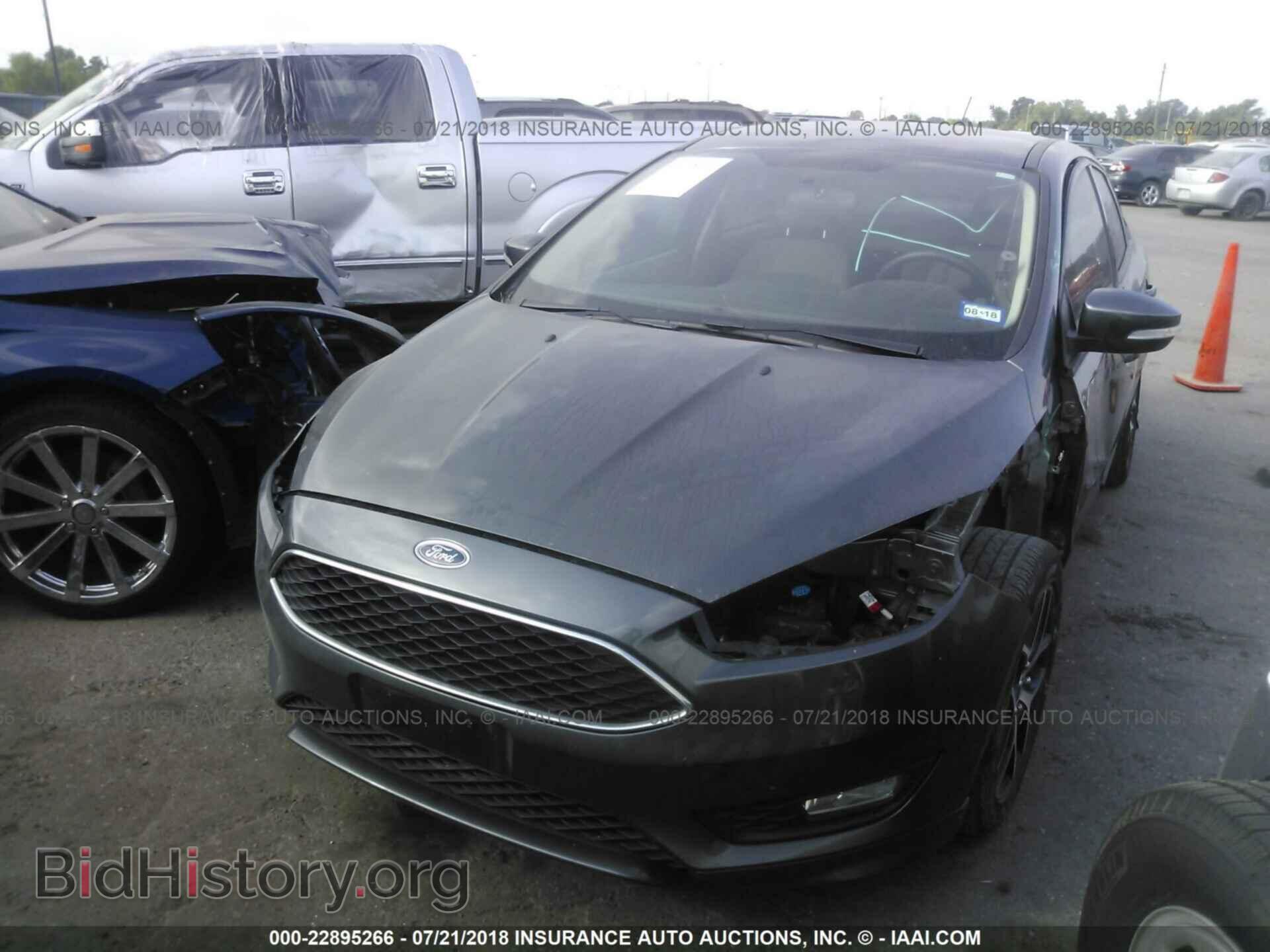 2015 Ford Focus - VIN: 1FADP3FE1FL361283 - Photo 2