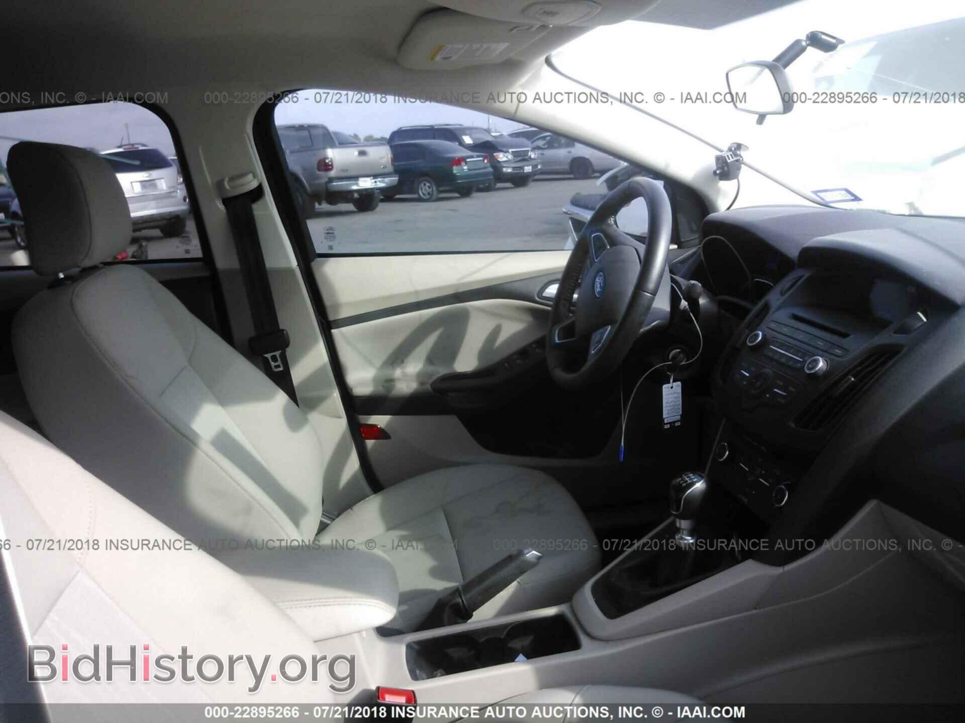 2015 Ford Focus - VIN: 1FADP3FE1FL361283 - Photo 5