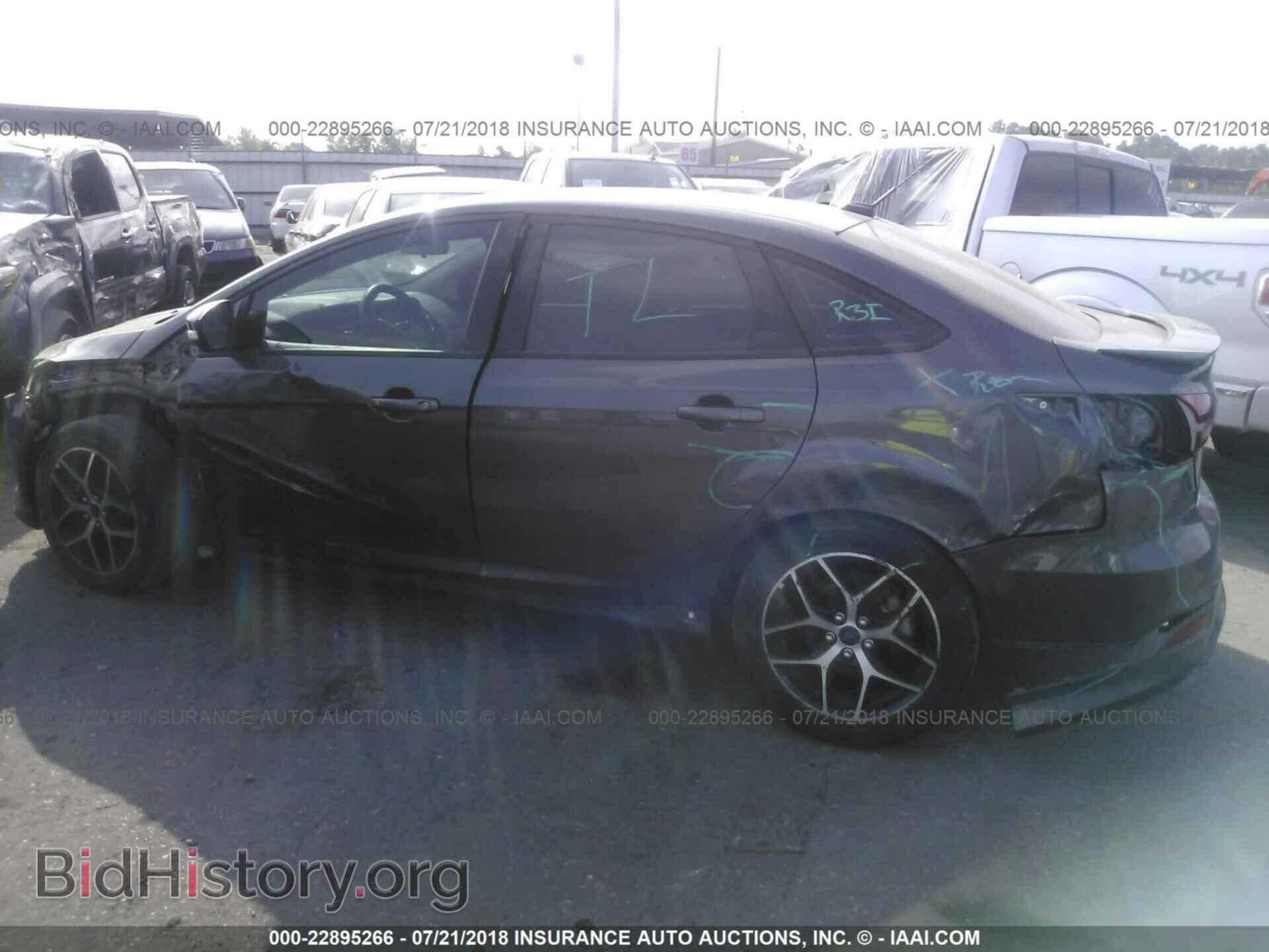 2015 Ford Focus - VIN: 1FADP3FE1FL361283 - Photo 6