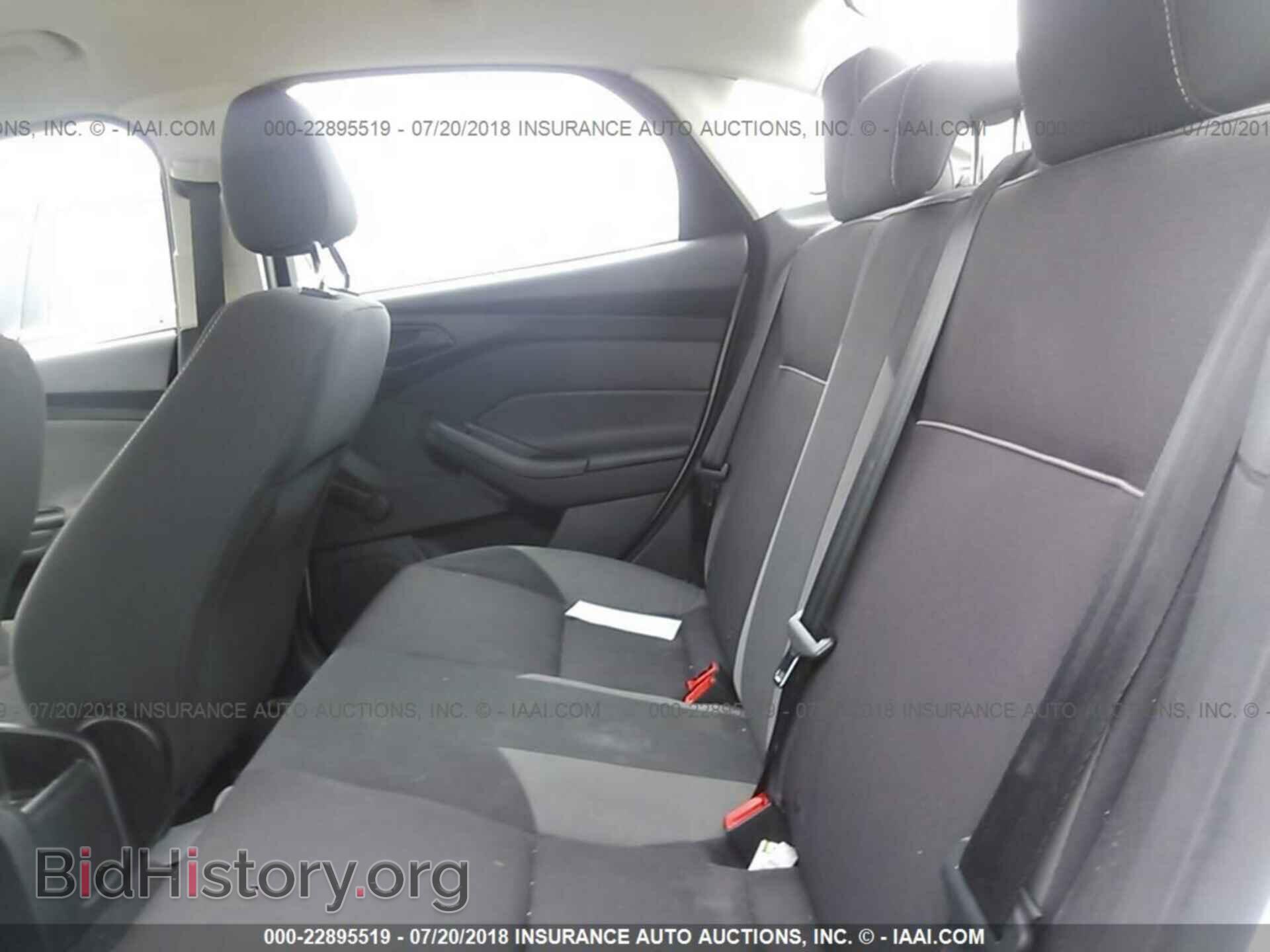 2013 Ford Focus - VIN: 1FADP3E2XDL207210 - Photo 8