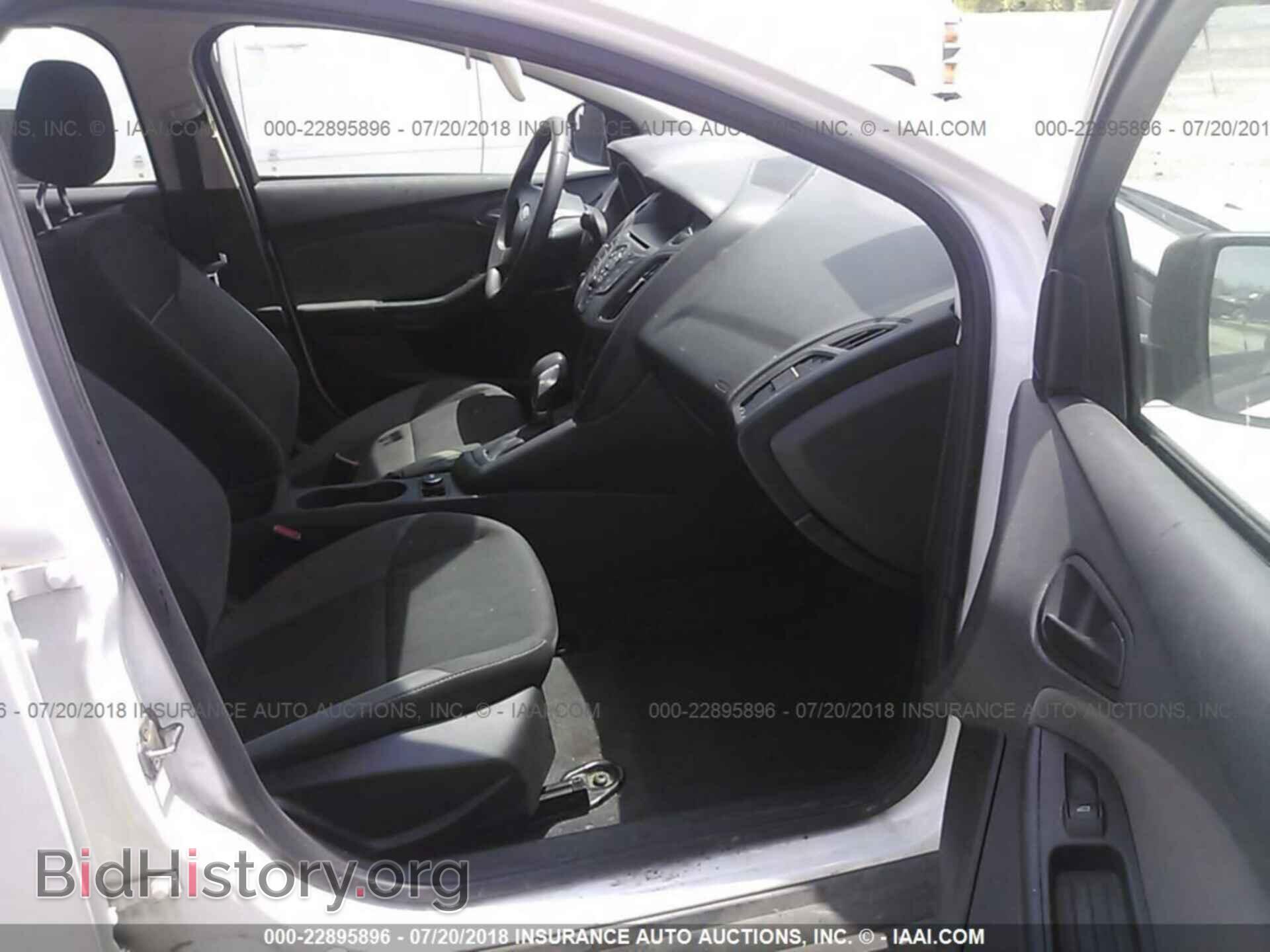2012 Ford Focus - VIN: 1FAHP3E28CL118686 - Фото 5