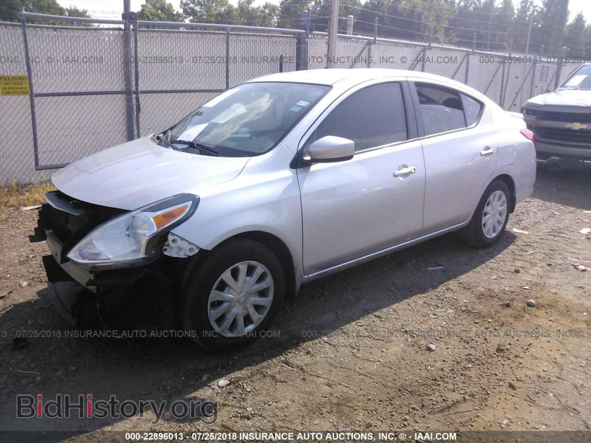 2016 Nissan Versa - VIN: 3N1CN7AP7GL890077 - Photo 2