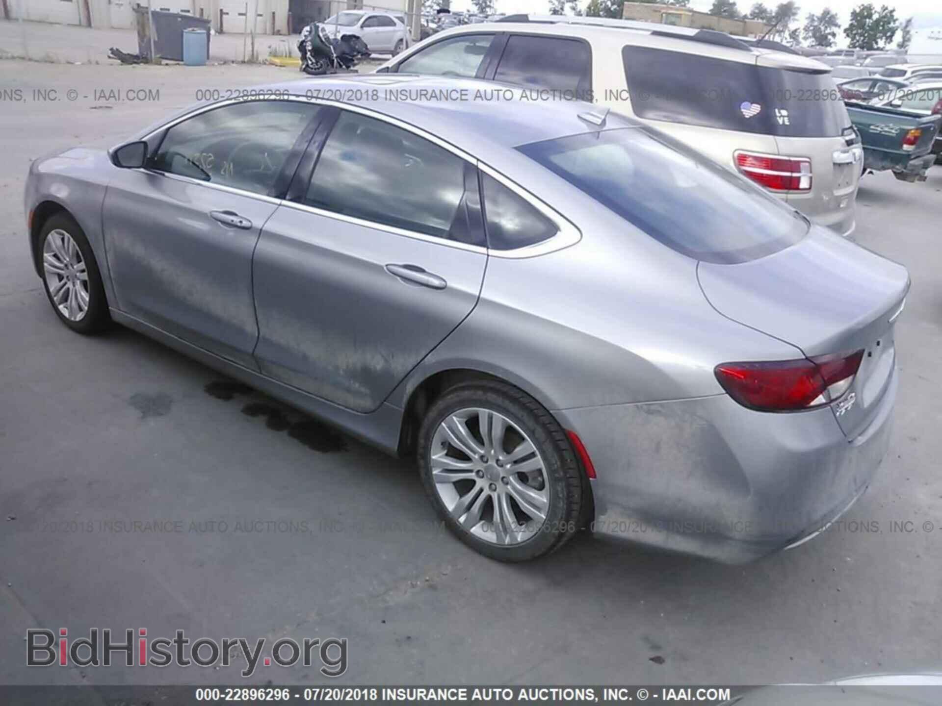 2016 Chrysler 200 - VIN: 1C3CCCAB4GN111416 - Photo 3