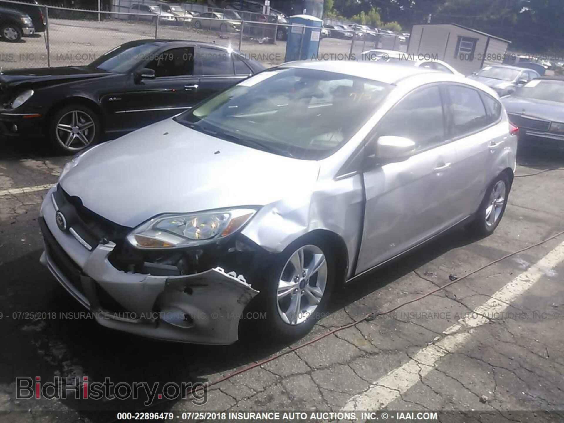 2014 Ford Focus - VIN: 1FADP3K28EL273132 - Фото 2
