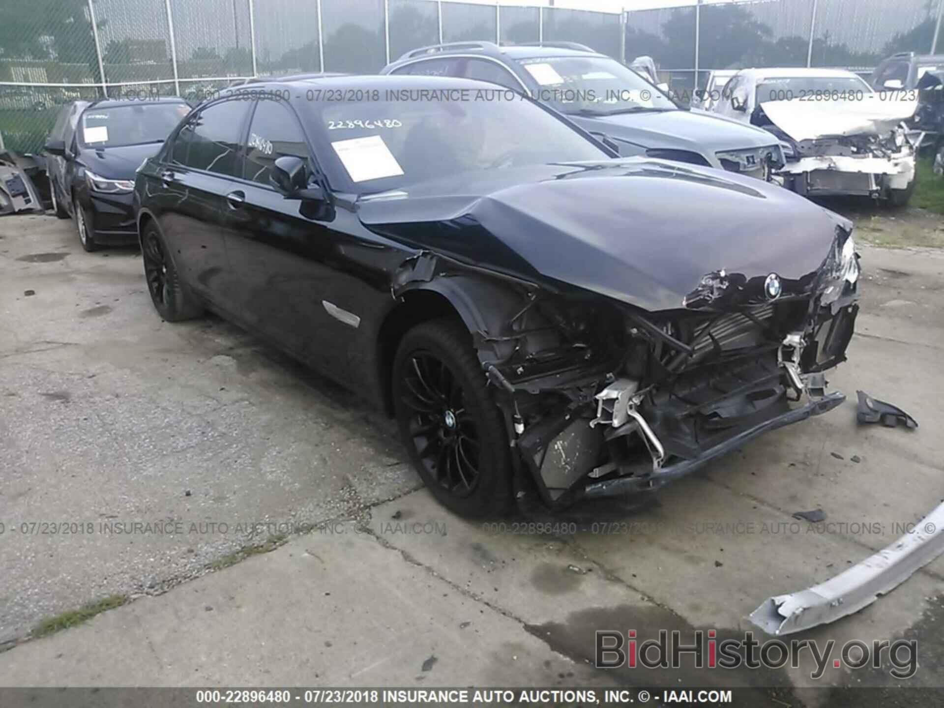 Photo WBAYF8C52DD141171 - Bmw 750 2013