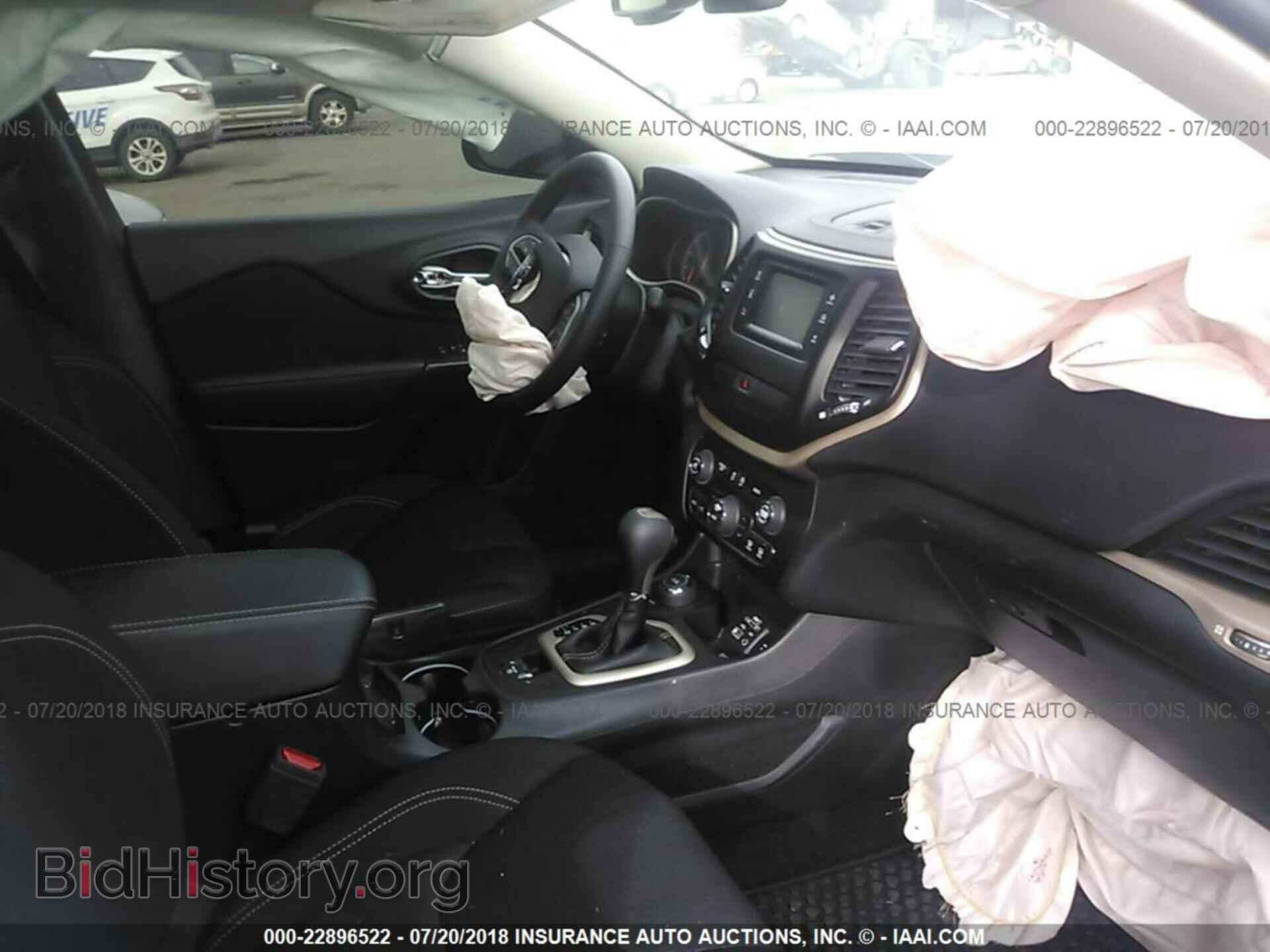 2017 Jeep Cherokee - VIN: 1C4PJMCS5HW525595 - Фото 5