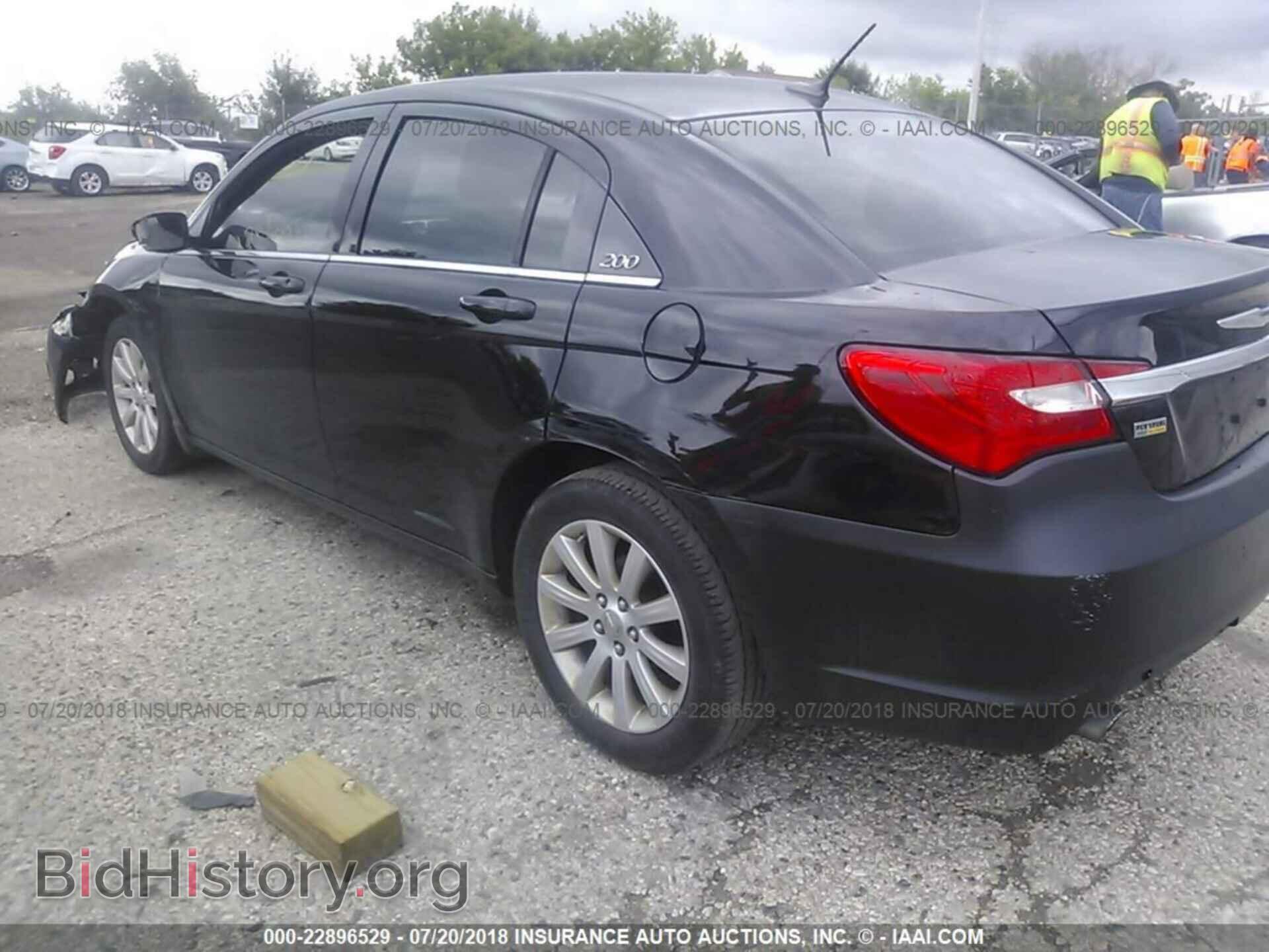 2012 Chrysler 200 - VIN: 1C3CCBBG2CN179678 - Фото 3