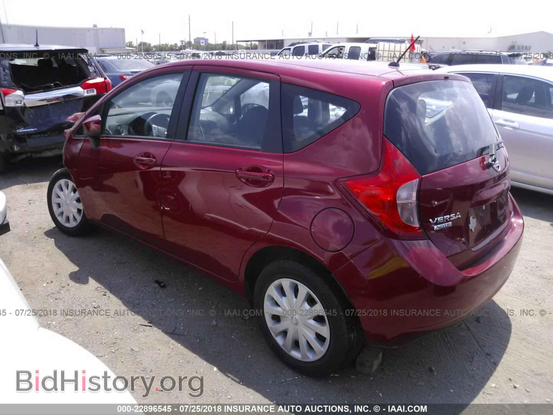 2015 Nissan Versa note - VIN: 3N1CE2CP8FL425340 - Фото 3