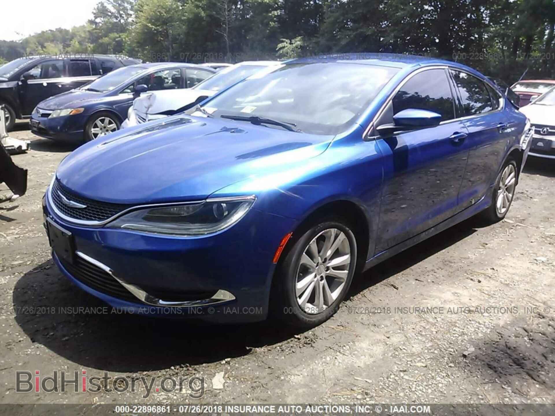 2015 Chrysler 200 - VIN: 1C3CCCAB7FN527653 - Photo 2