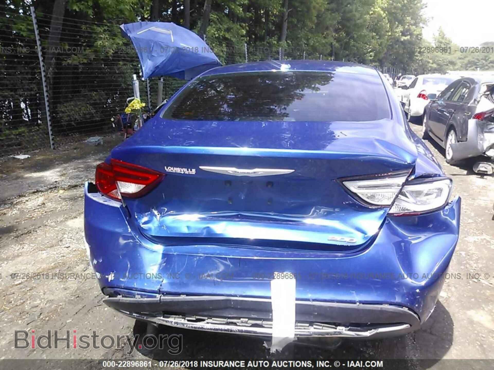 2015 Chrysler 200 - VIN: 1C3CCCAB7FN527653 - Photo 6