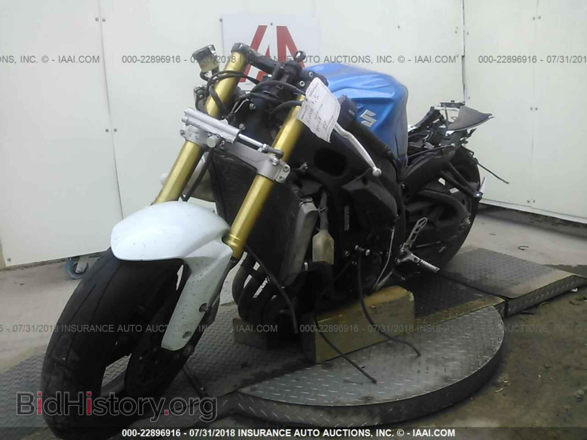 2012 Suzuki Gsx750 - VIN: JS1GR7MA1C2100921 - Фото 2