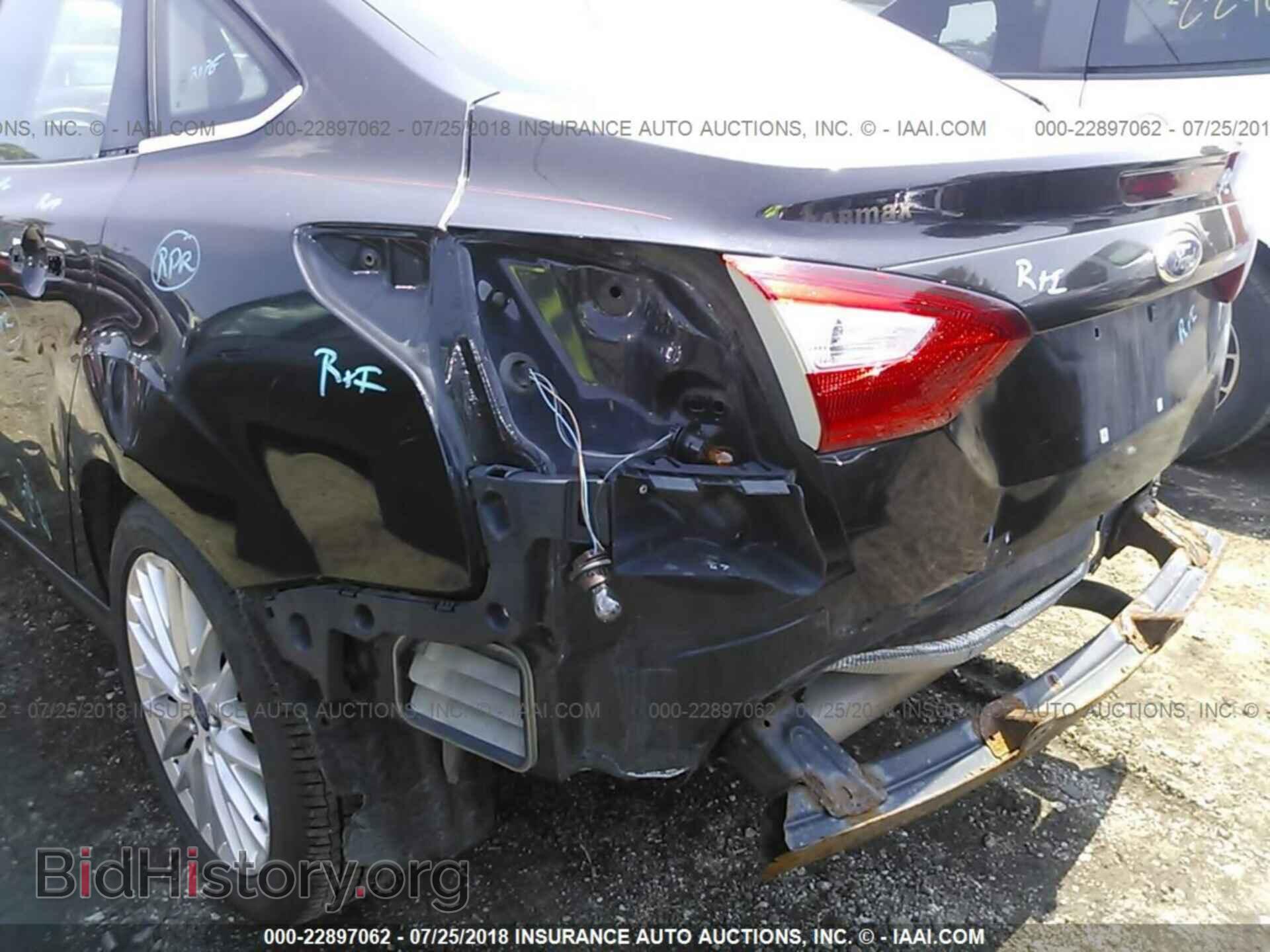 2012 Ford Focus - VIN: 1FAHP3H29CL311652 - Photo 6