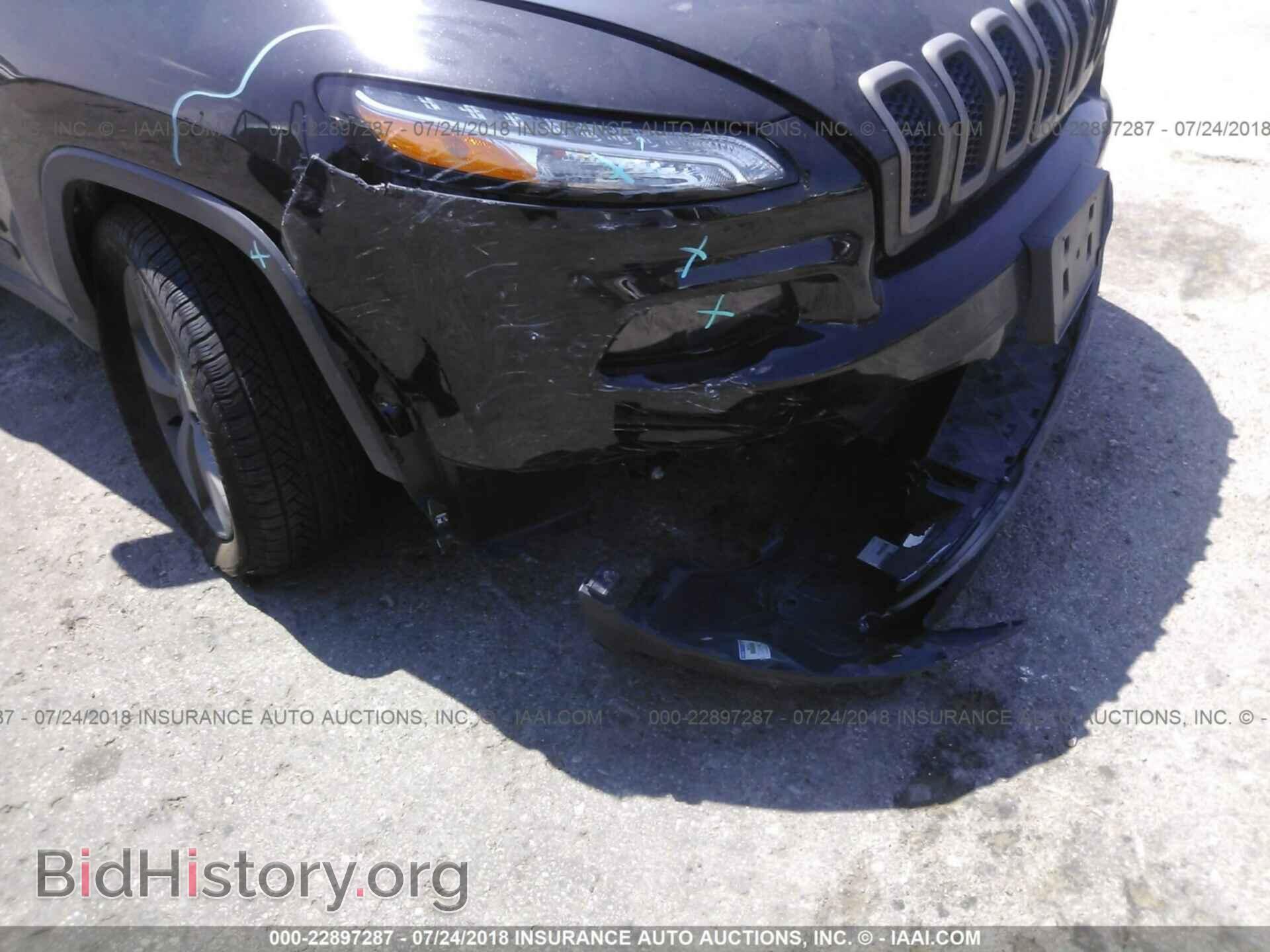 2017 Jeep Cherokee - VIN: 1C4PJLCB2HW535088 - Фото 6