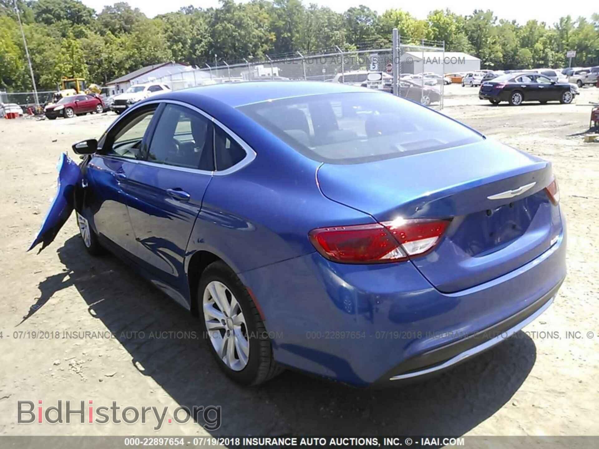 2016 Chrysler 200 - VIN: 1C3CCCAB5GN149382 - Photo 3