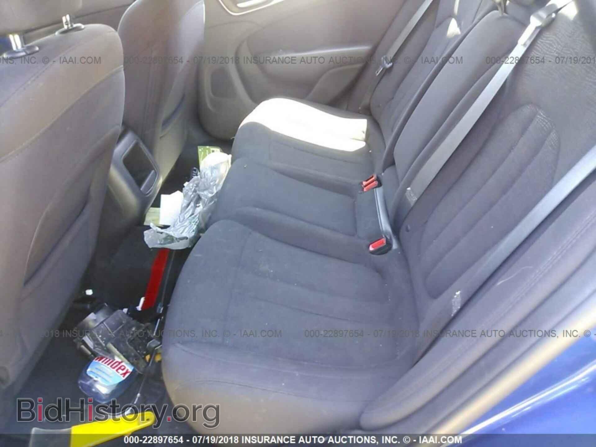 2016 Chrysler 200 - VIN: 1C3CCCAB5GN149382 - Photo 8