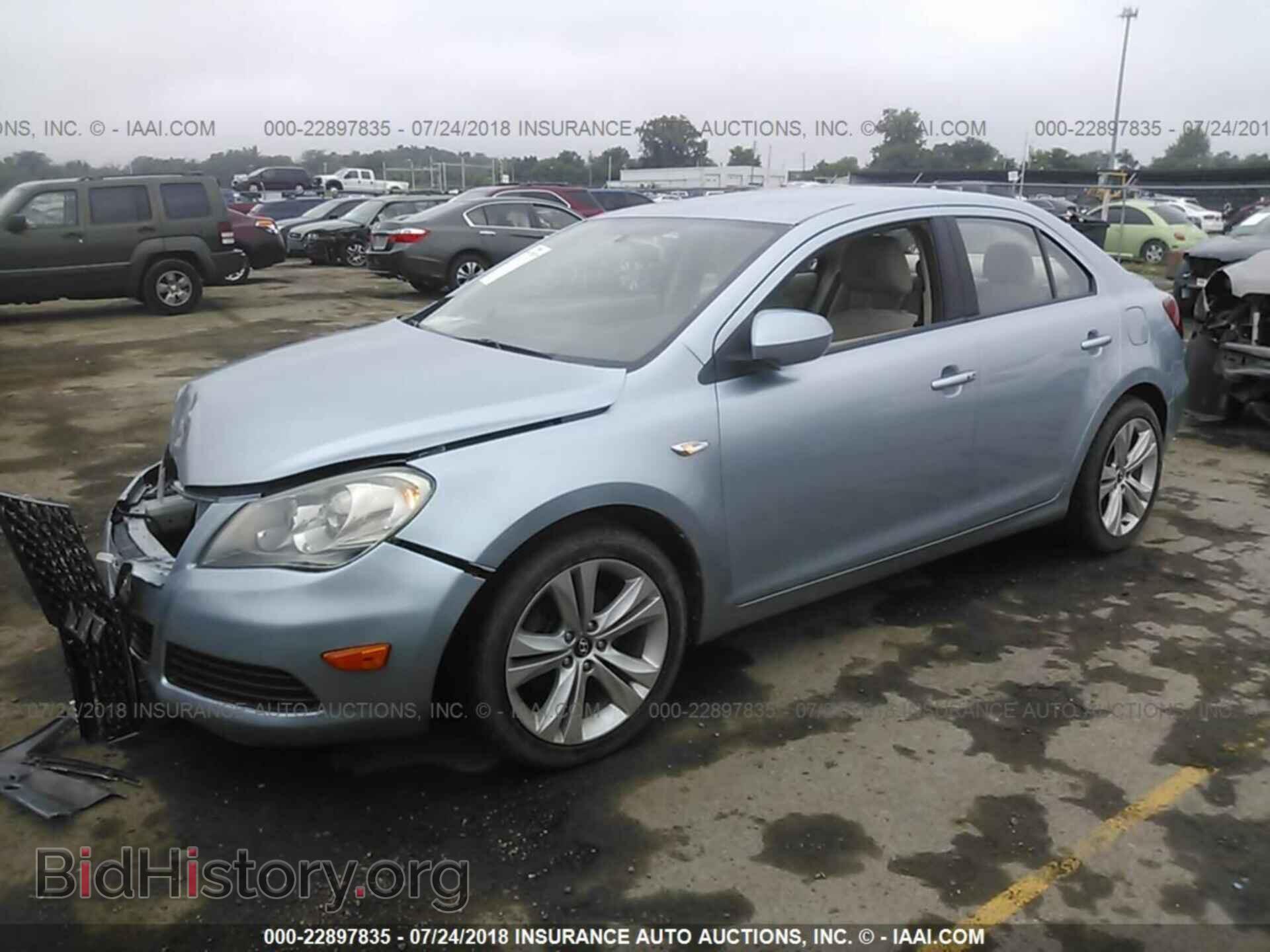 2012 Suzuki Kizashi - VIN: JS2RF9A33C6100961 - Фото 2