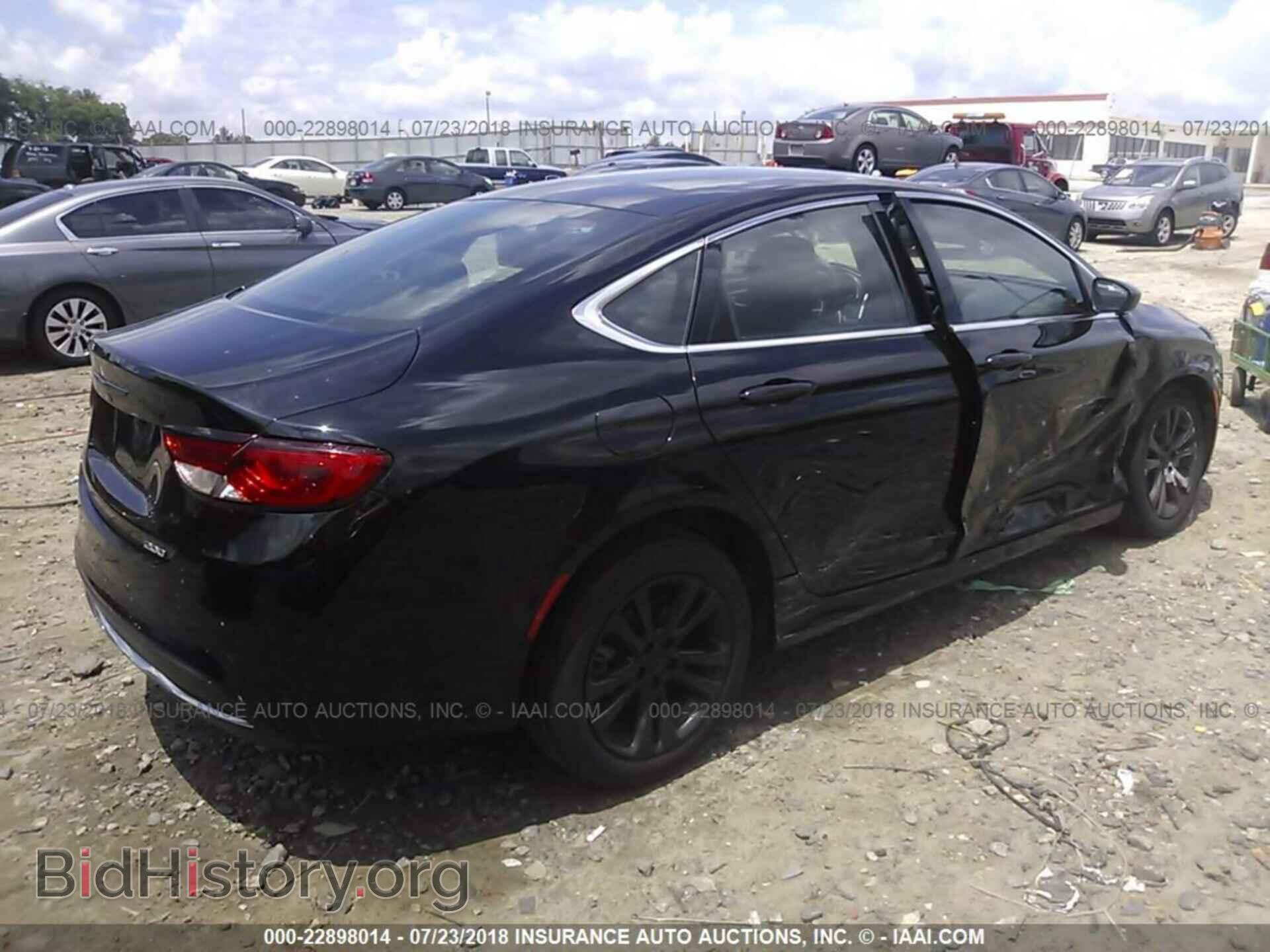2015 Chrysler 200 - VIN: 1C3CCCAB1FN741652 - Фото 4