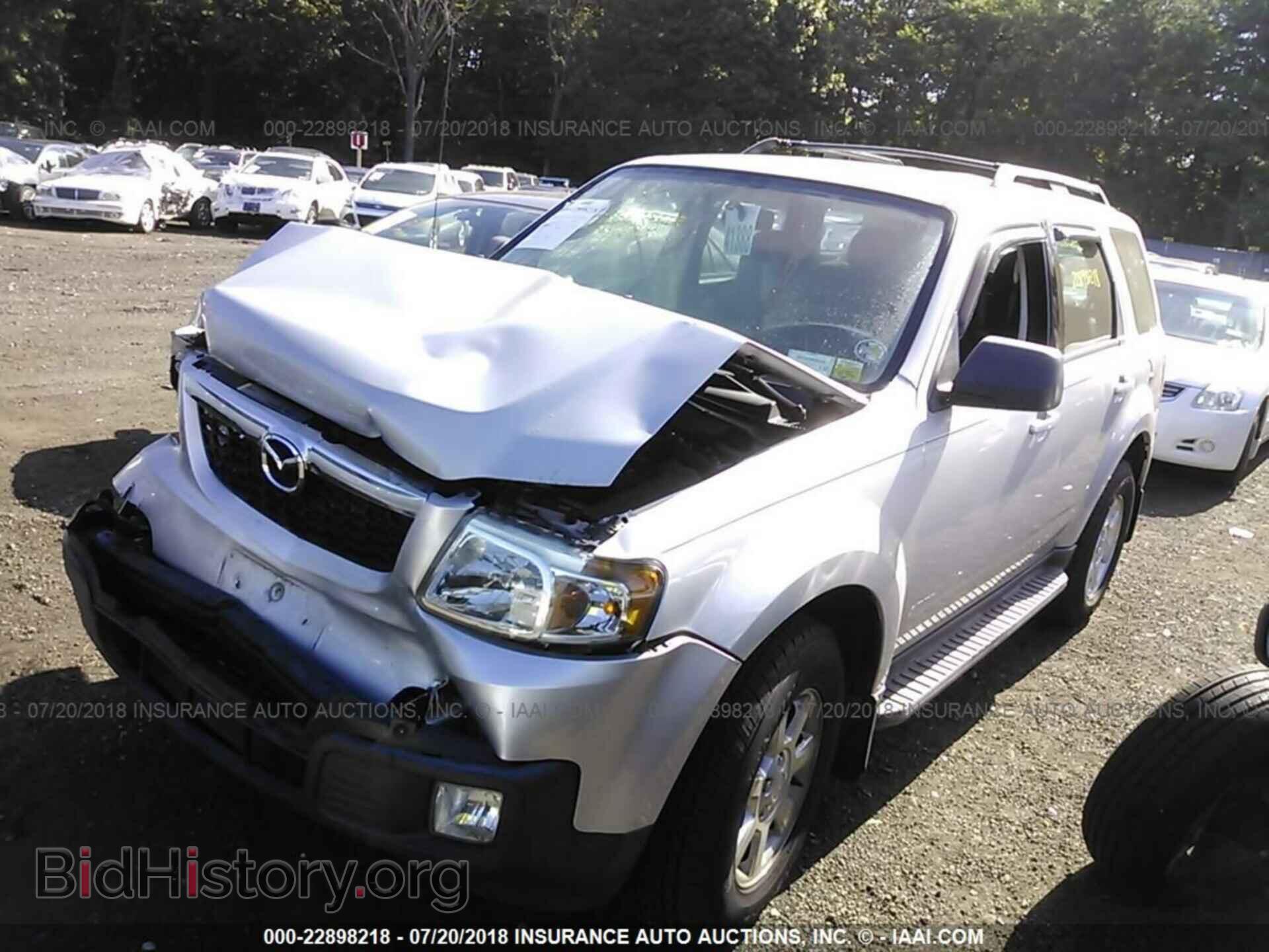 2011 Mazda Tribute - VIN: 4F2CY0C70BKM07080 - Фото 2