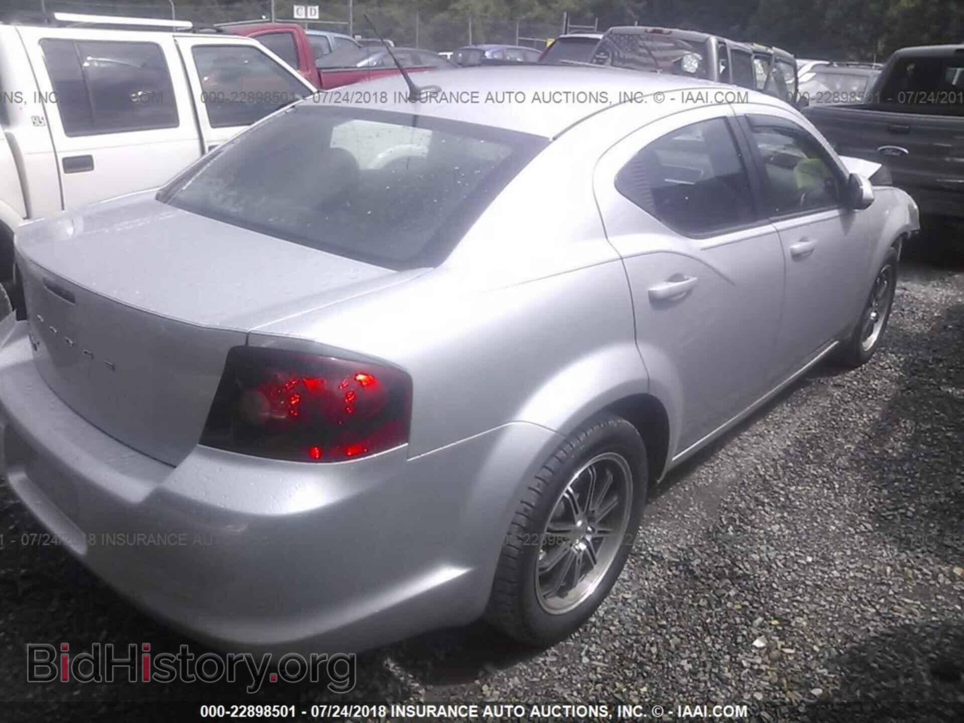 2011 Dodge Avenger - VIN: 1B3BD1FB2BN513723 - Фото 4