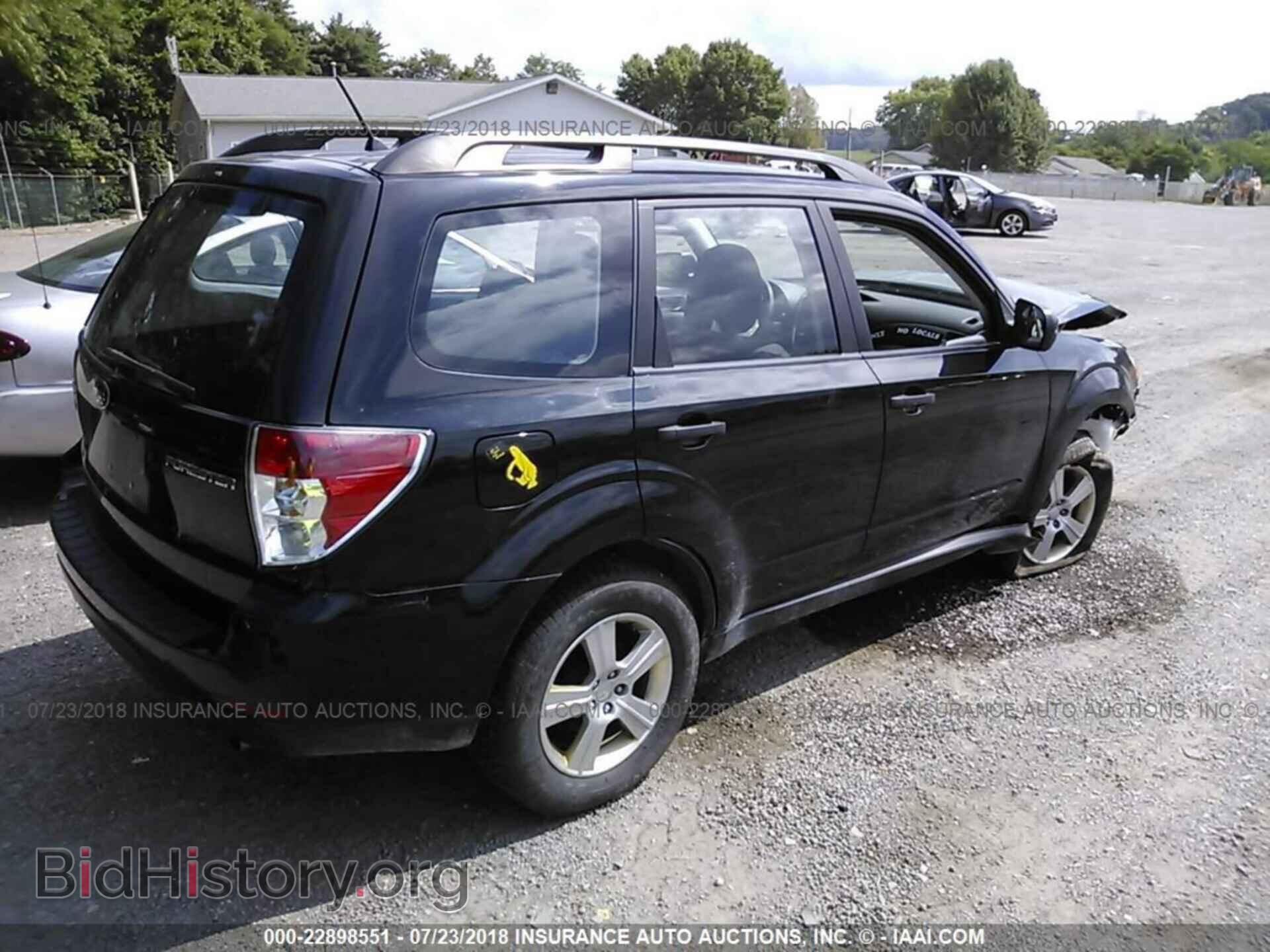 2012 Subaru Forester - VIN: JF2SHBBC3CH405104 - Photo 4