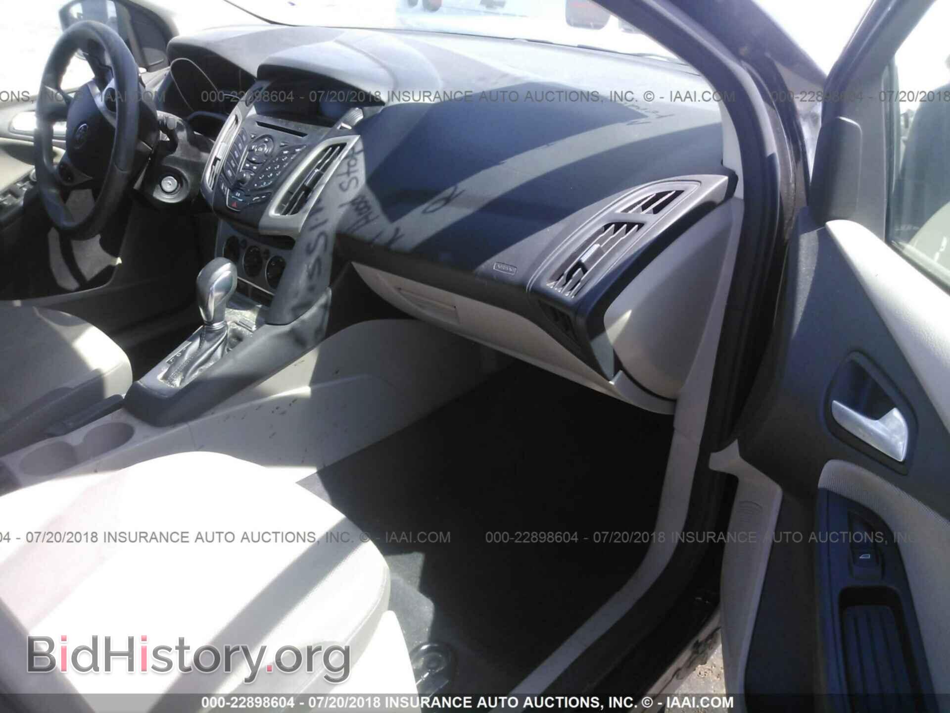 2014 Ford Focus - VIN: 1FADP3F27EL249009 - Фото 5