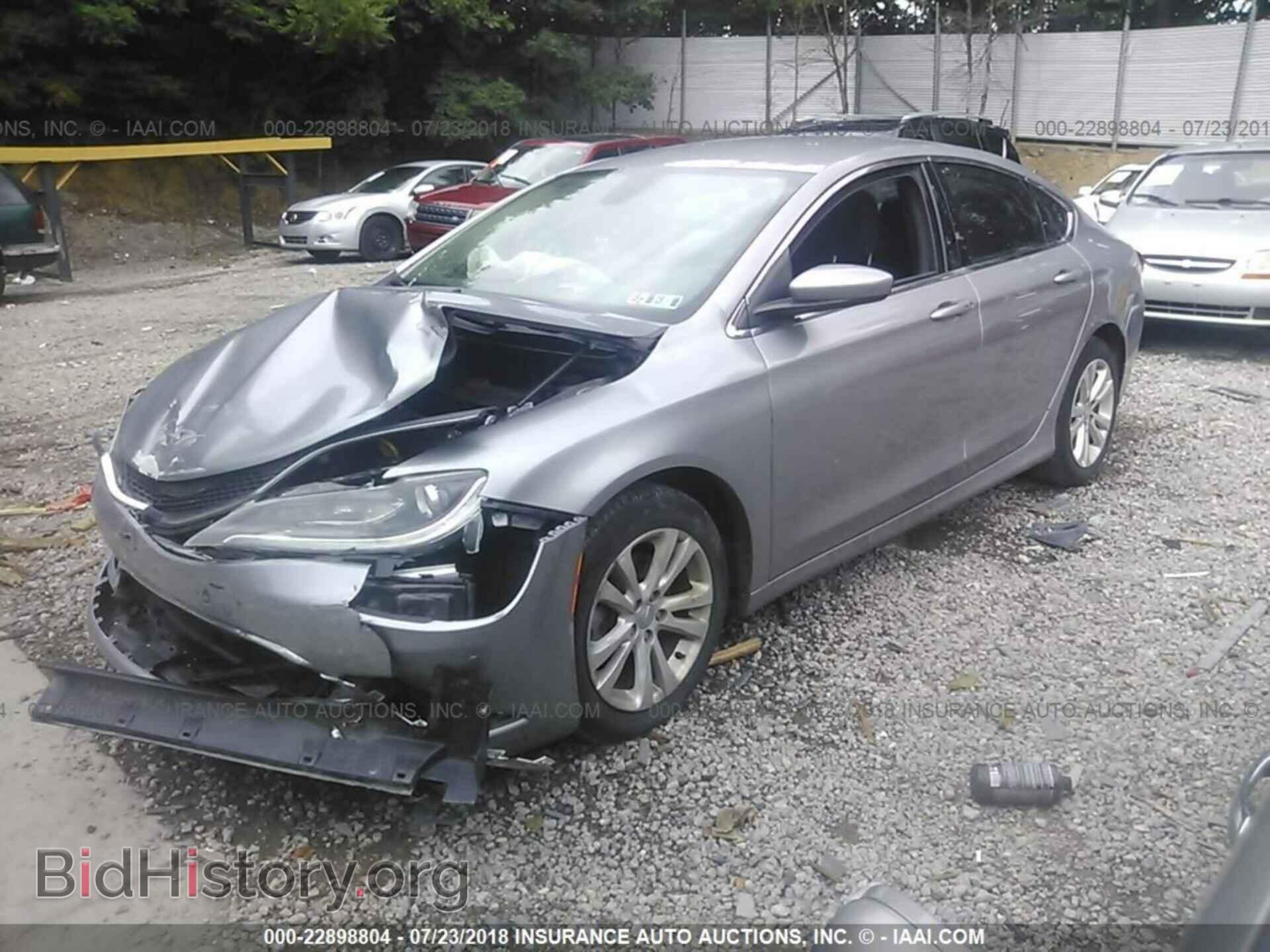 2016 Chrysler 200 - VIN: 1C3CCCAB5GN131240 - Photo 2