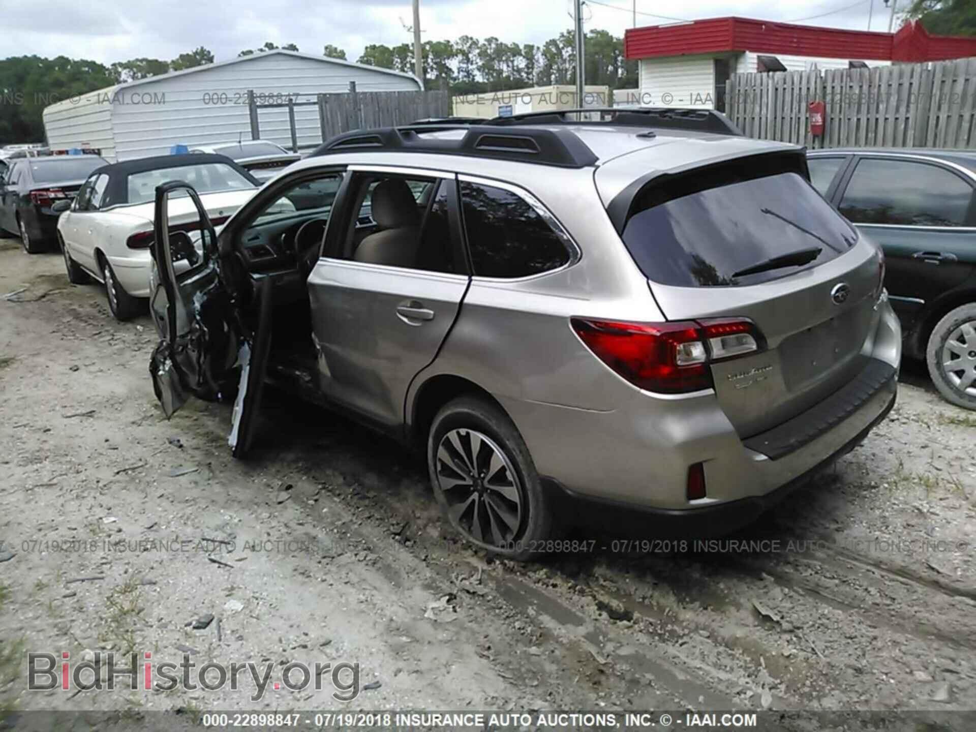 2015 Subaru Outback - VIN: 4S4BSBNC4F3289050 - Фото 3