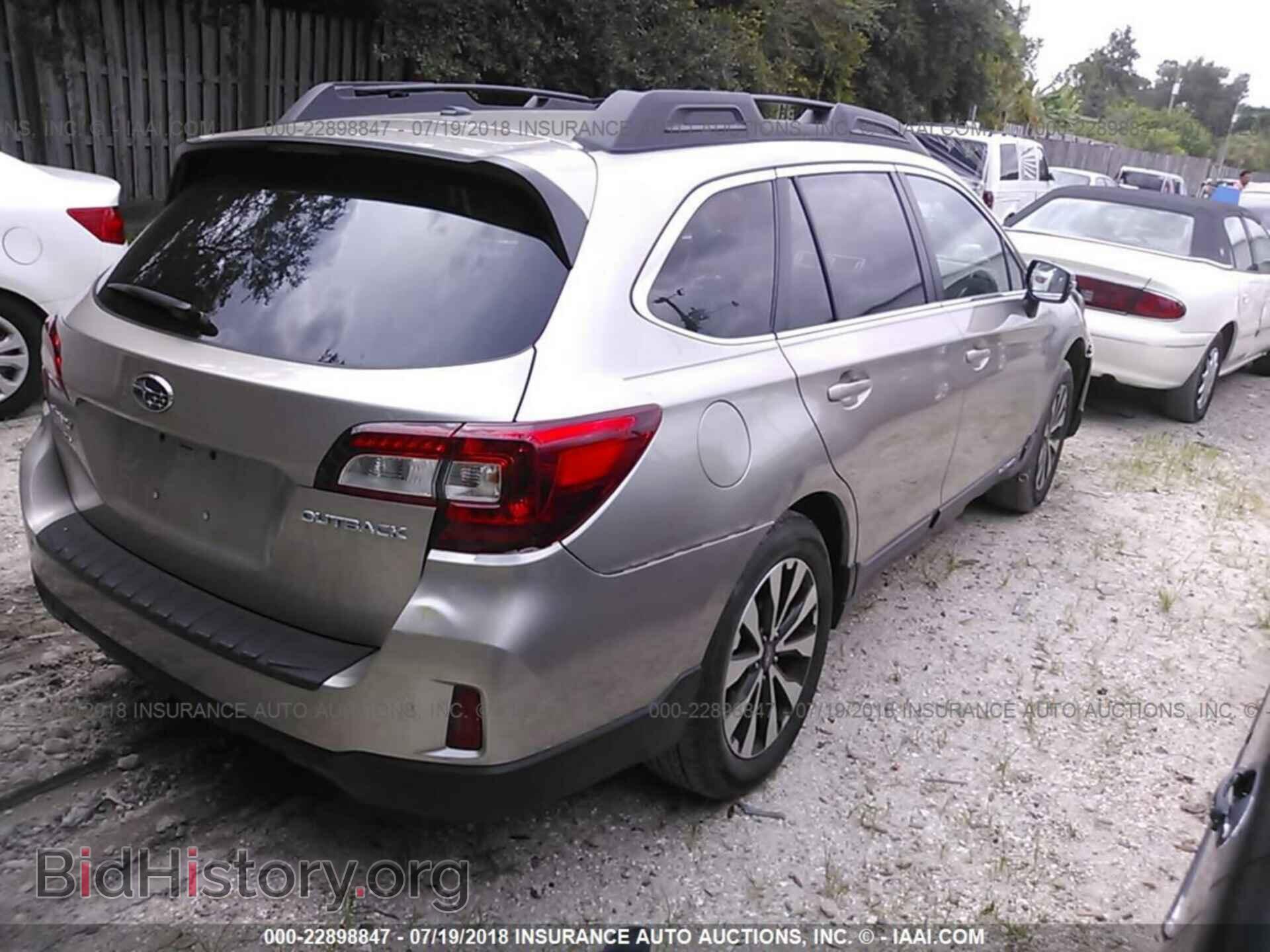 2015 Subaru Outback - VIN: 4S4BSBNC4F3289050 - Фото 4
