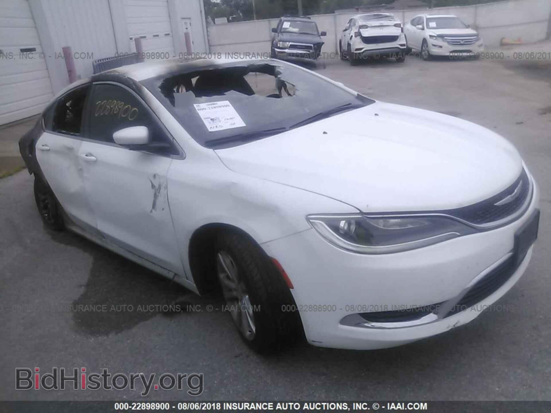 Photo 1C3CCCABXFN692323 - Chrysler 200 2015