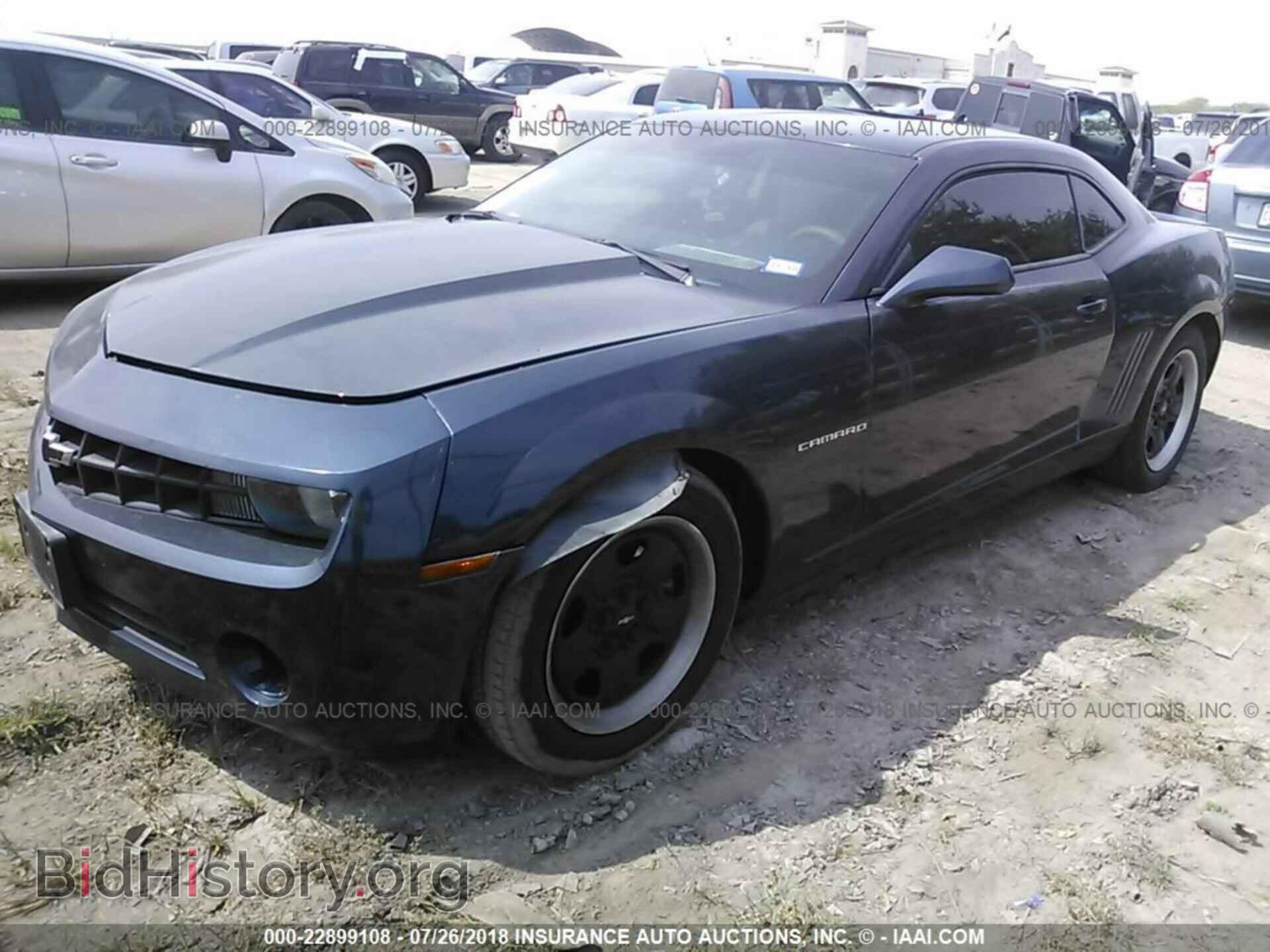2013 Chevrolet Camaro - VIN: 2G1FA1E36D9129932 - Фото 2