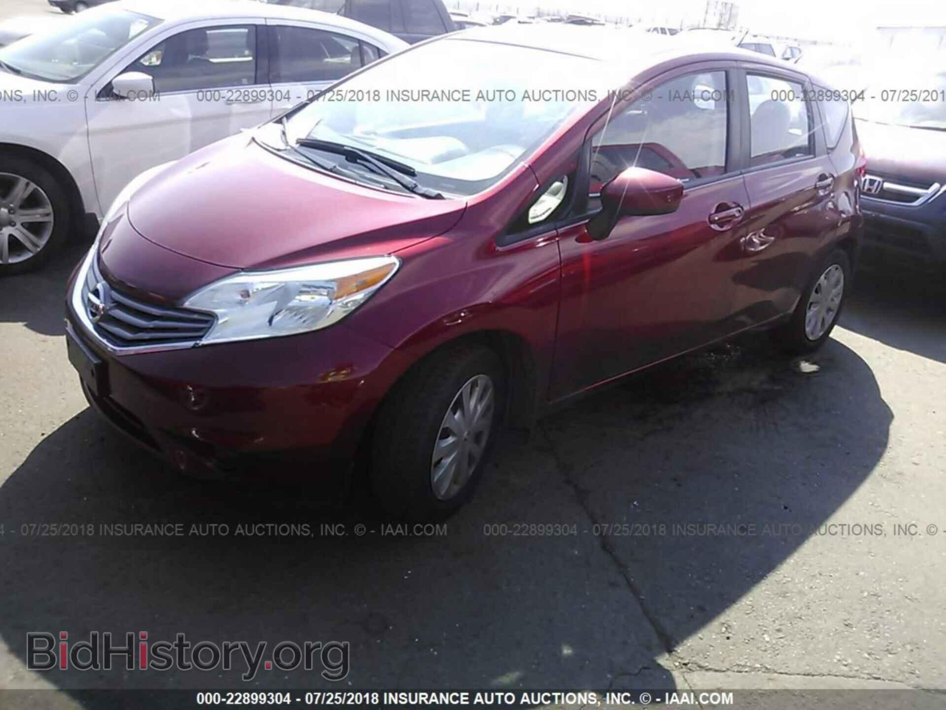 2016 Nissan Versa note - VIN: 3N1CE2CP1GL379092 - Фото 2